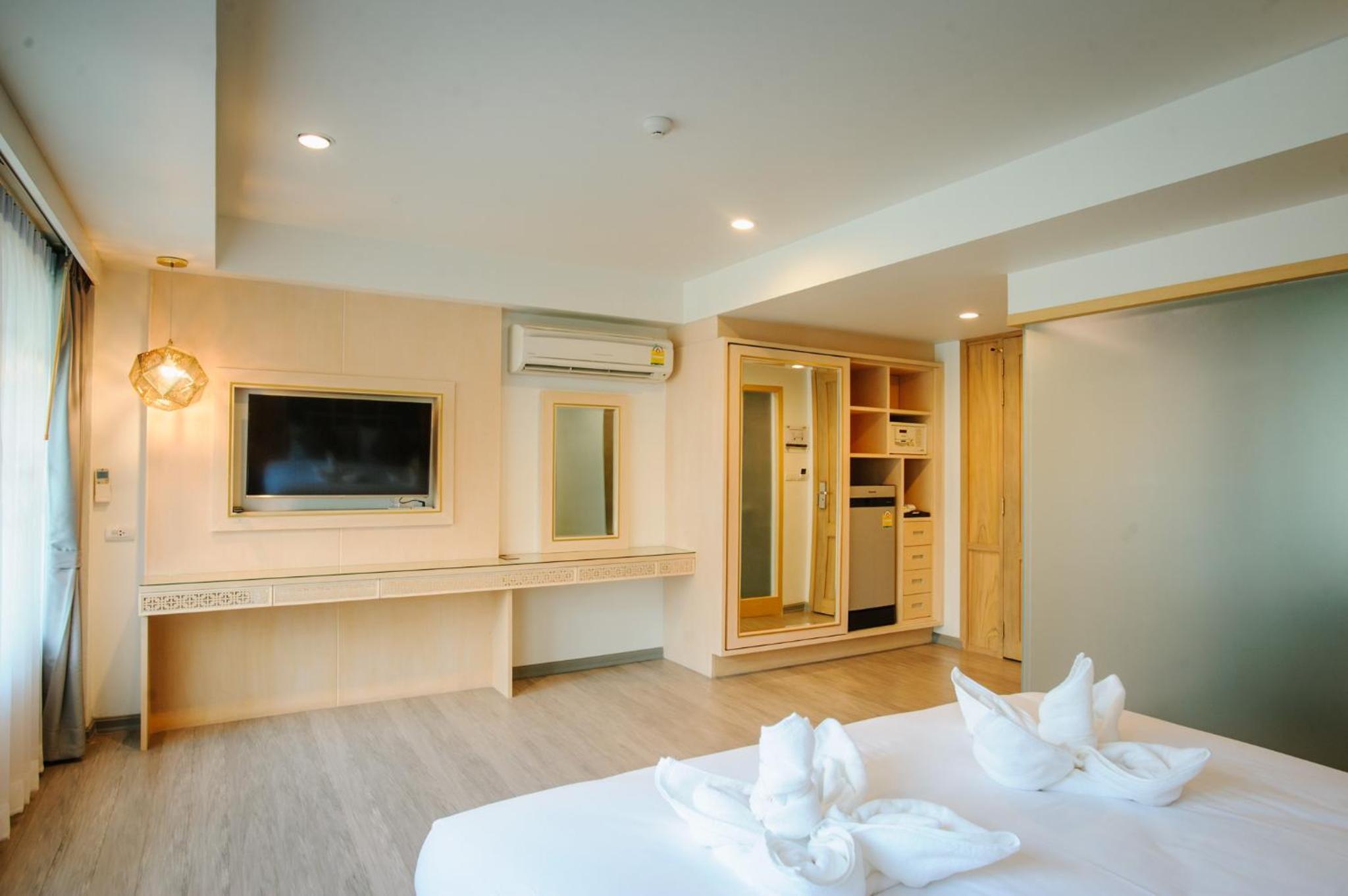 Deluxe Double Room - Photo 6