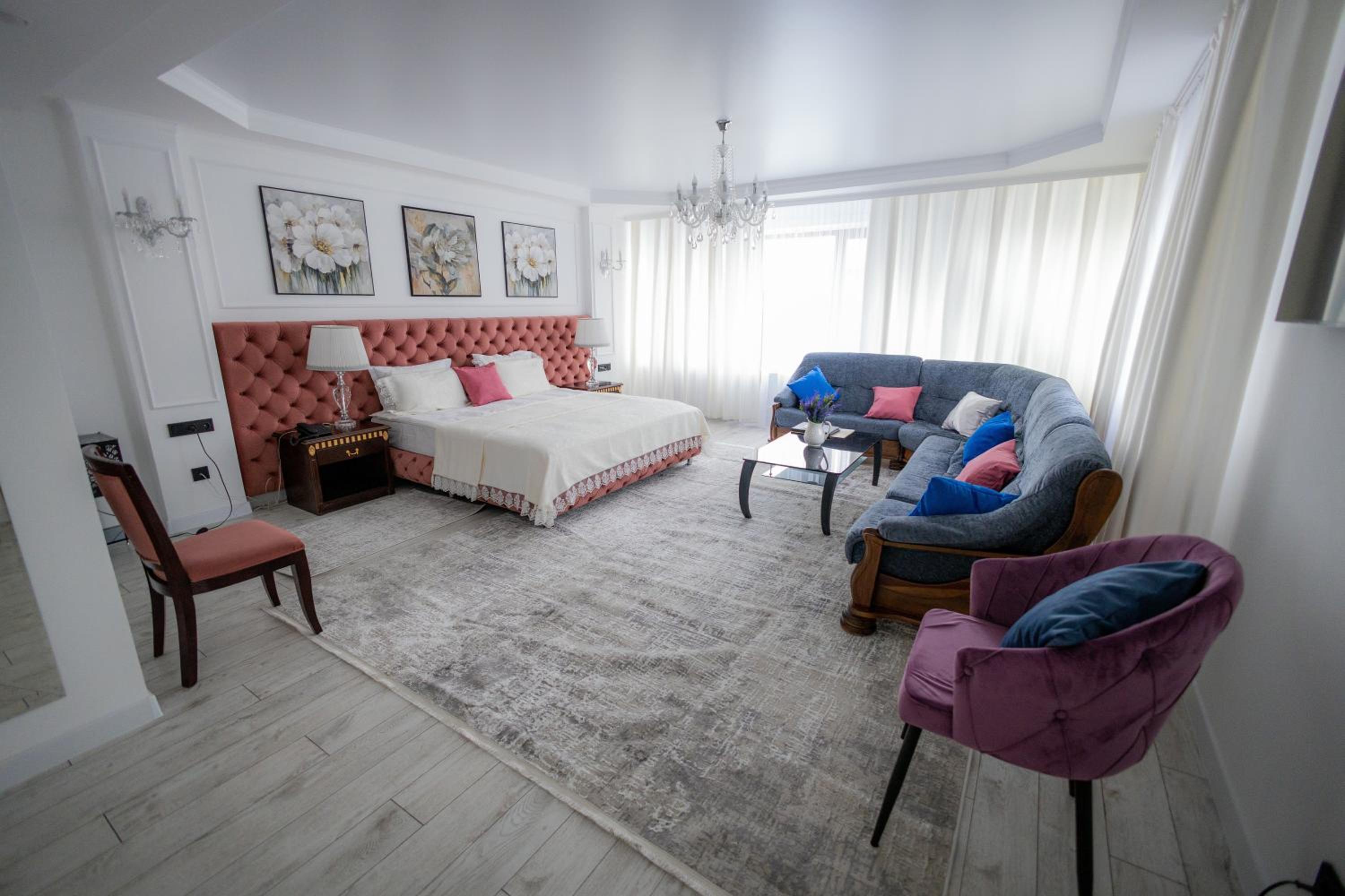 Comfort Suite photo 3