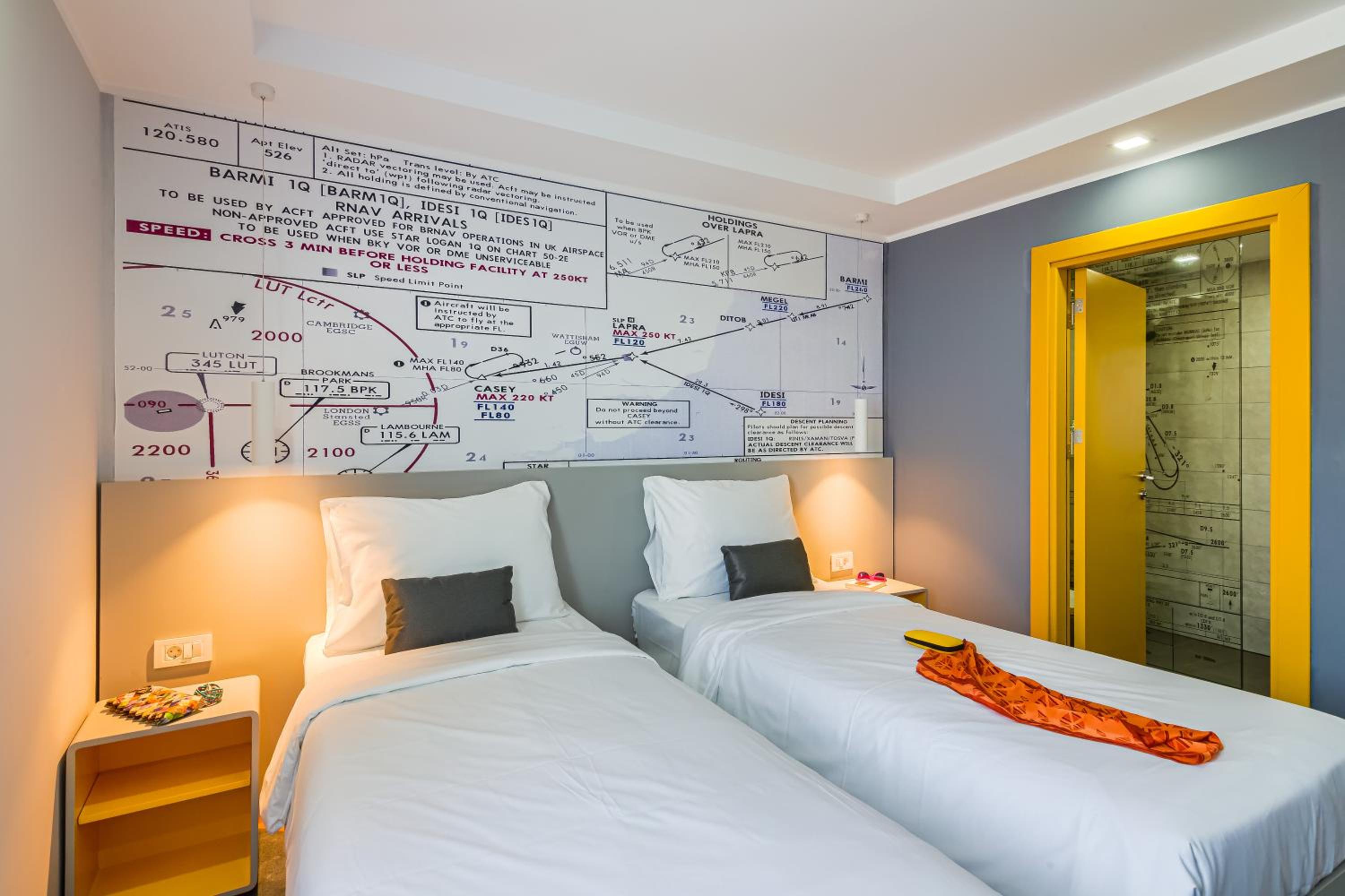 Standard Twin Room - Photo 6