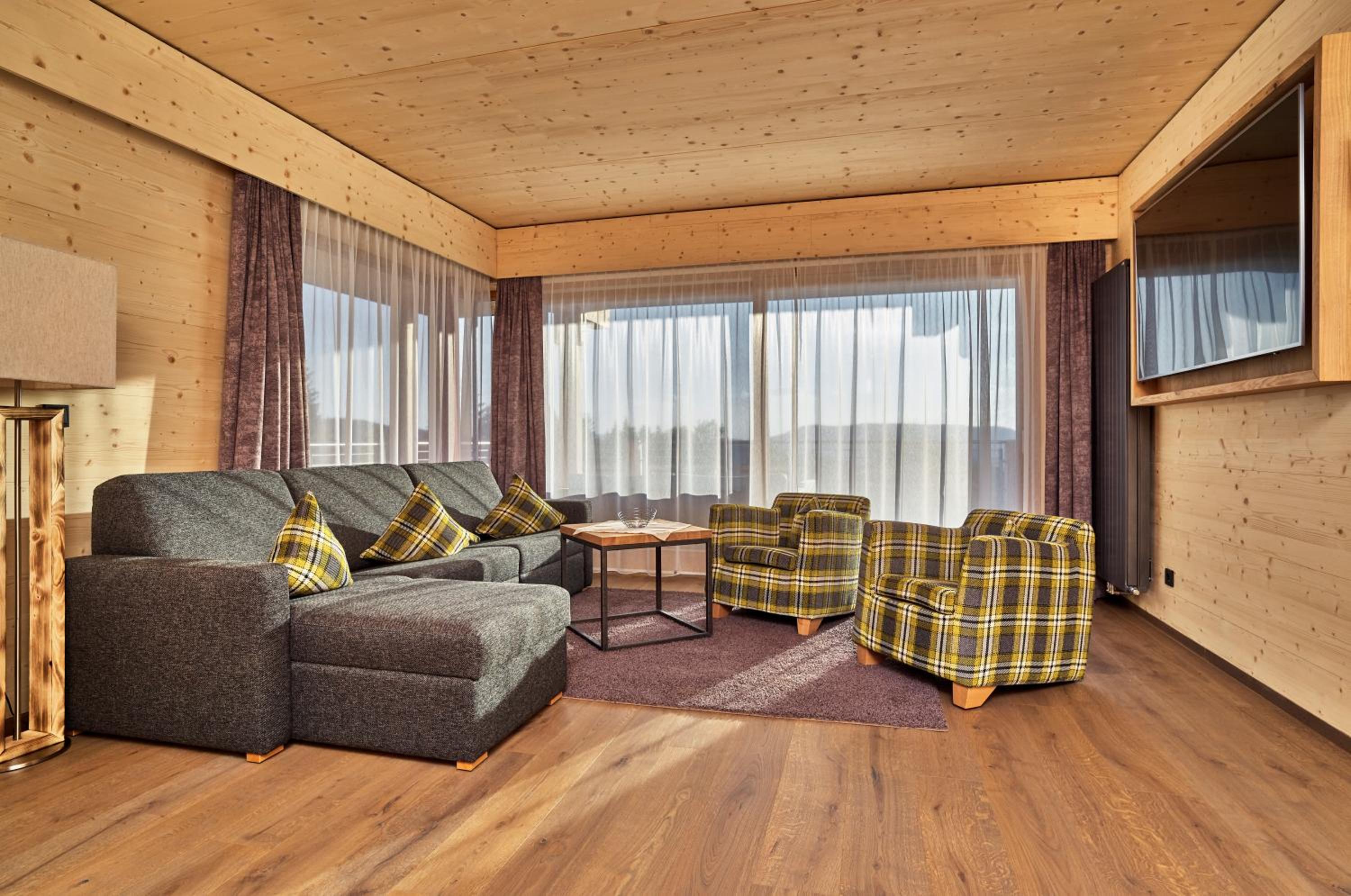 Suite with Sauna - Photo 1