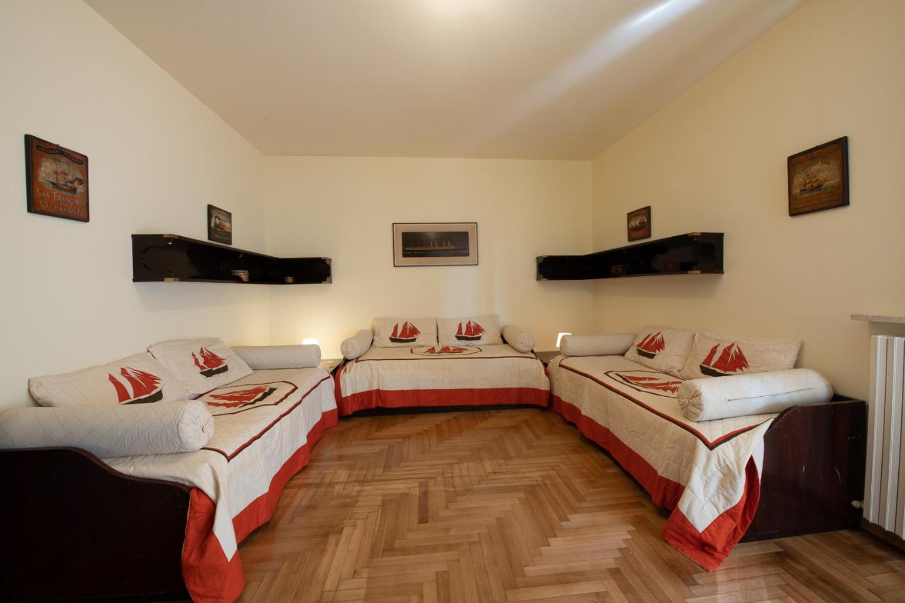 Three-Bedroom House photo 1