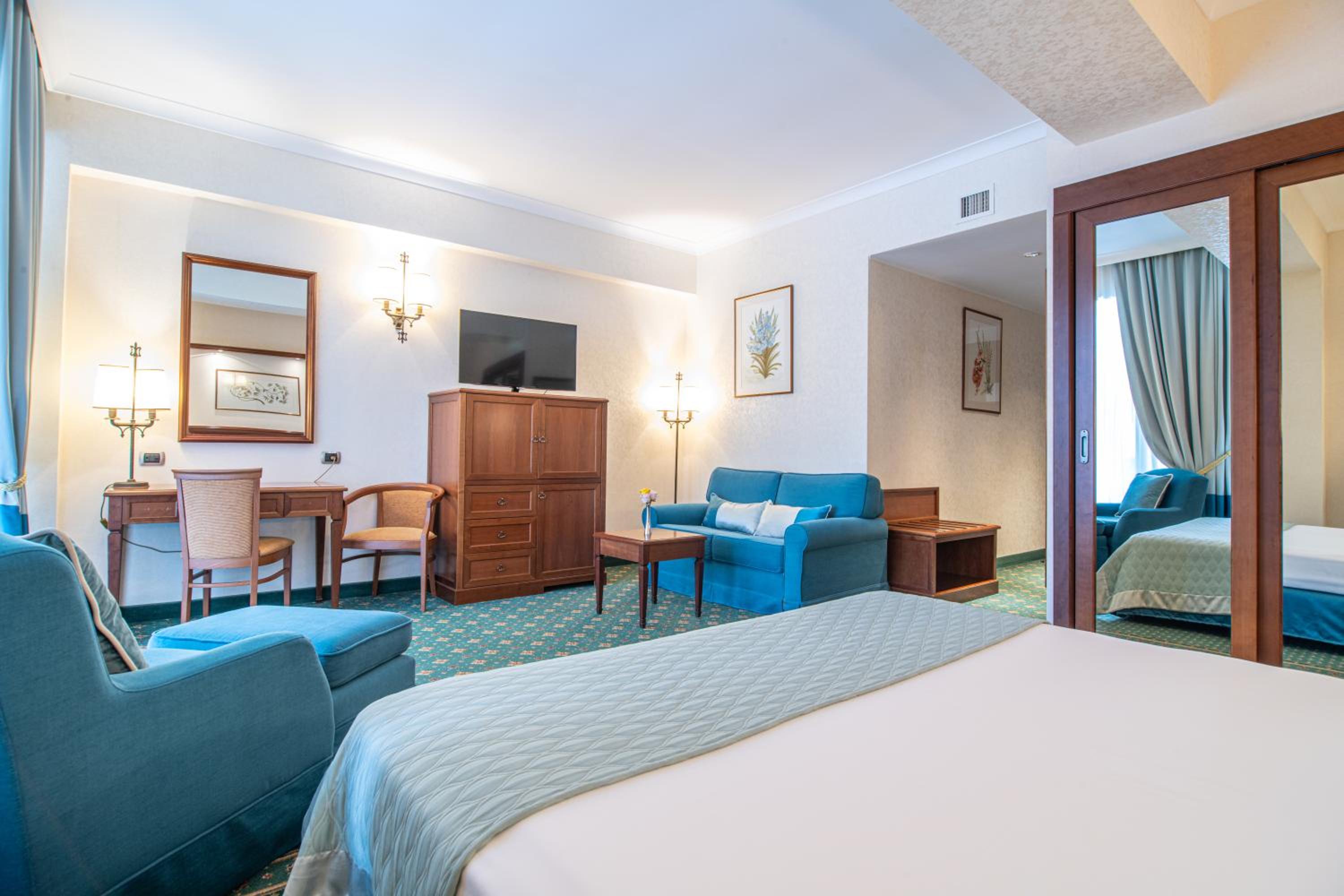 Executive Double Room - Photo 3