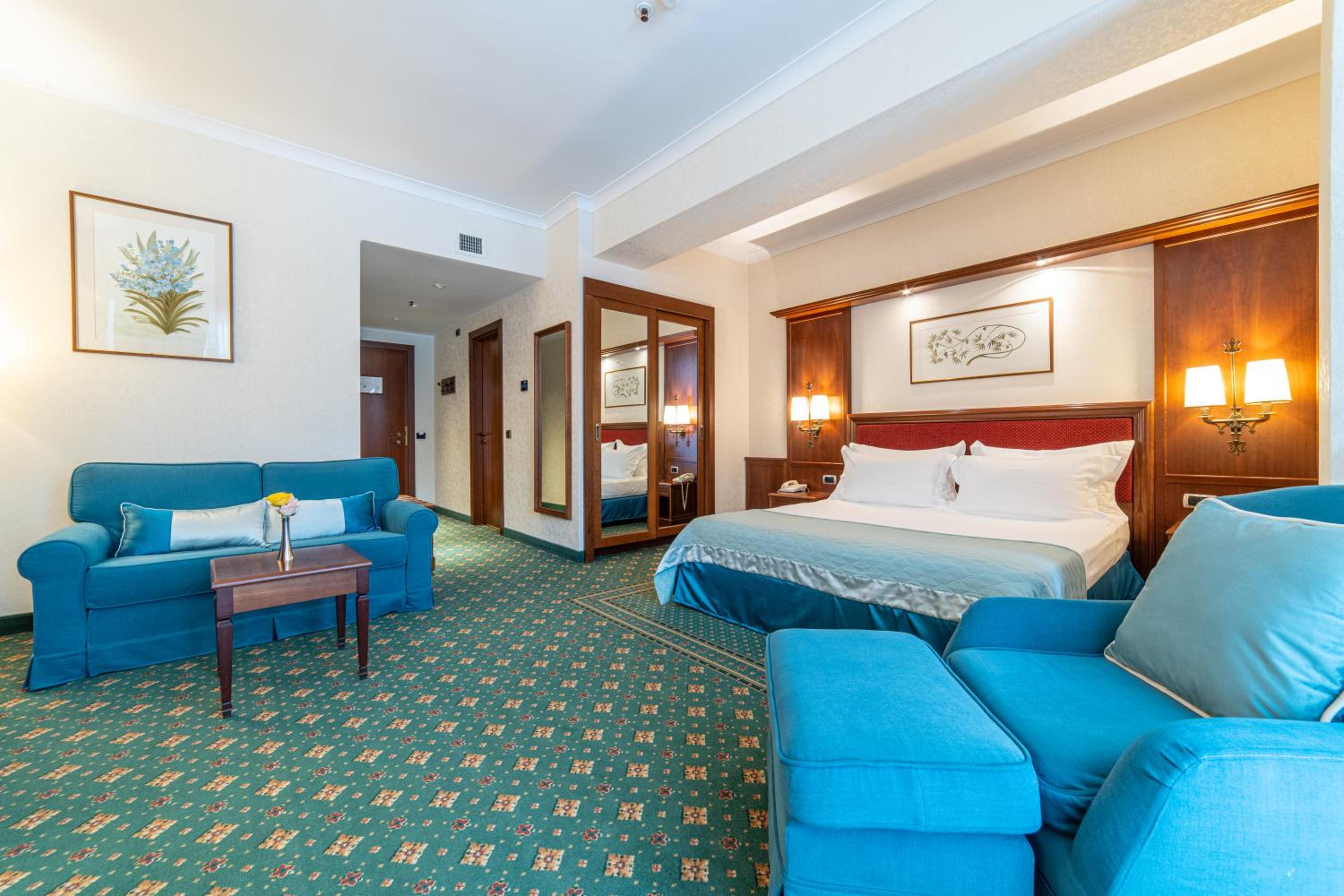 Executive Double Room - Photo 2