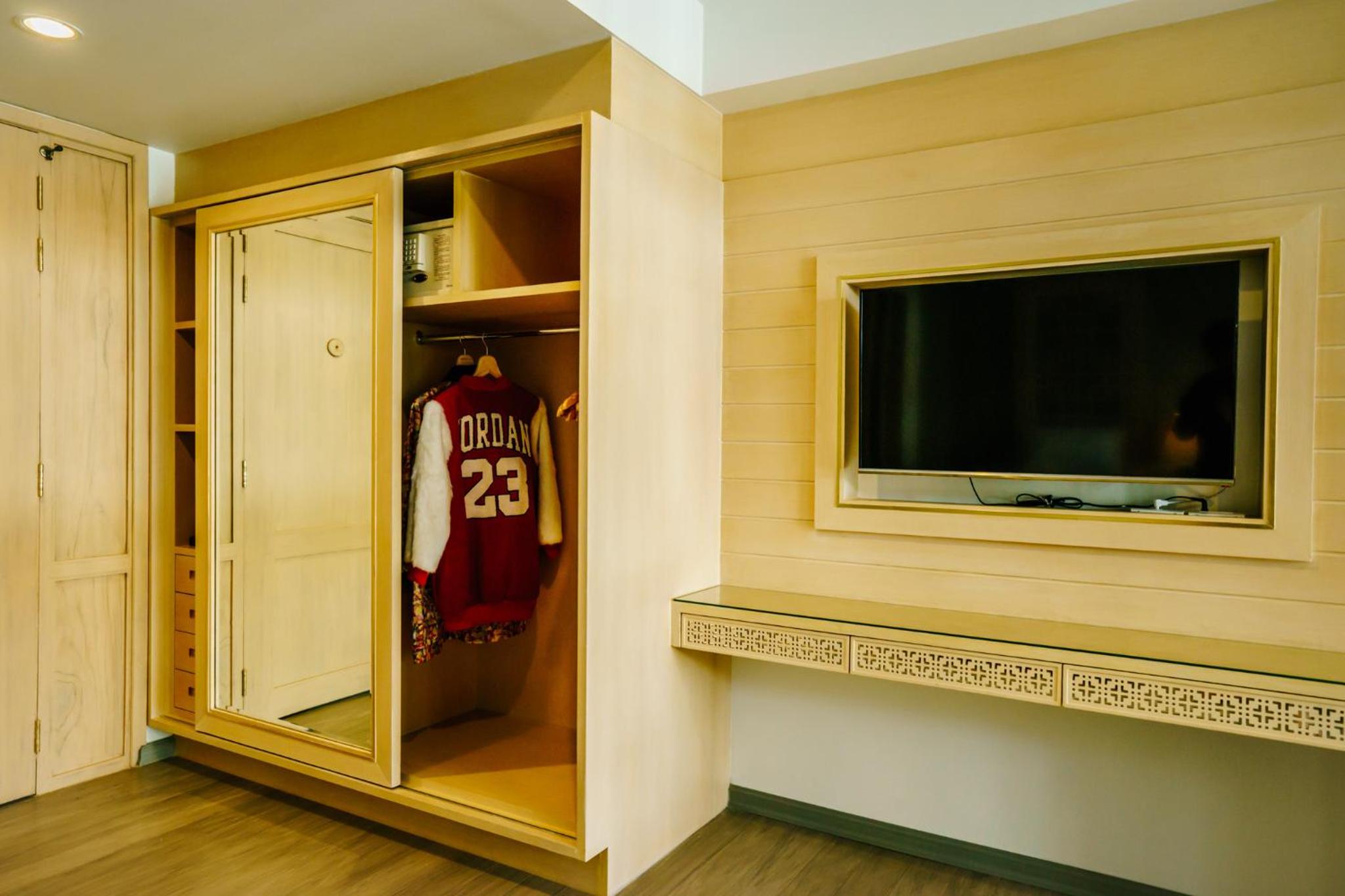 Deluxe Twin Room - Photo 6