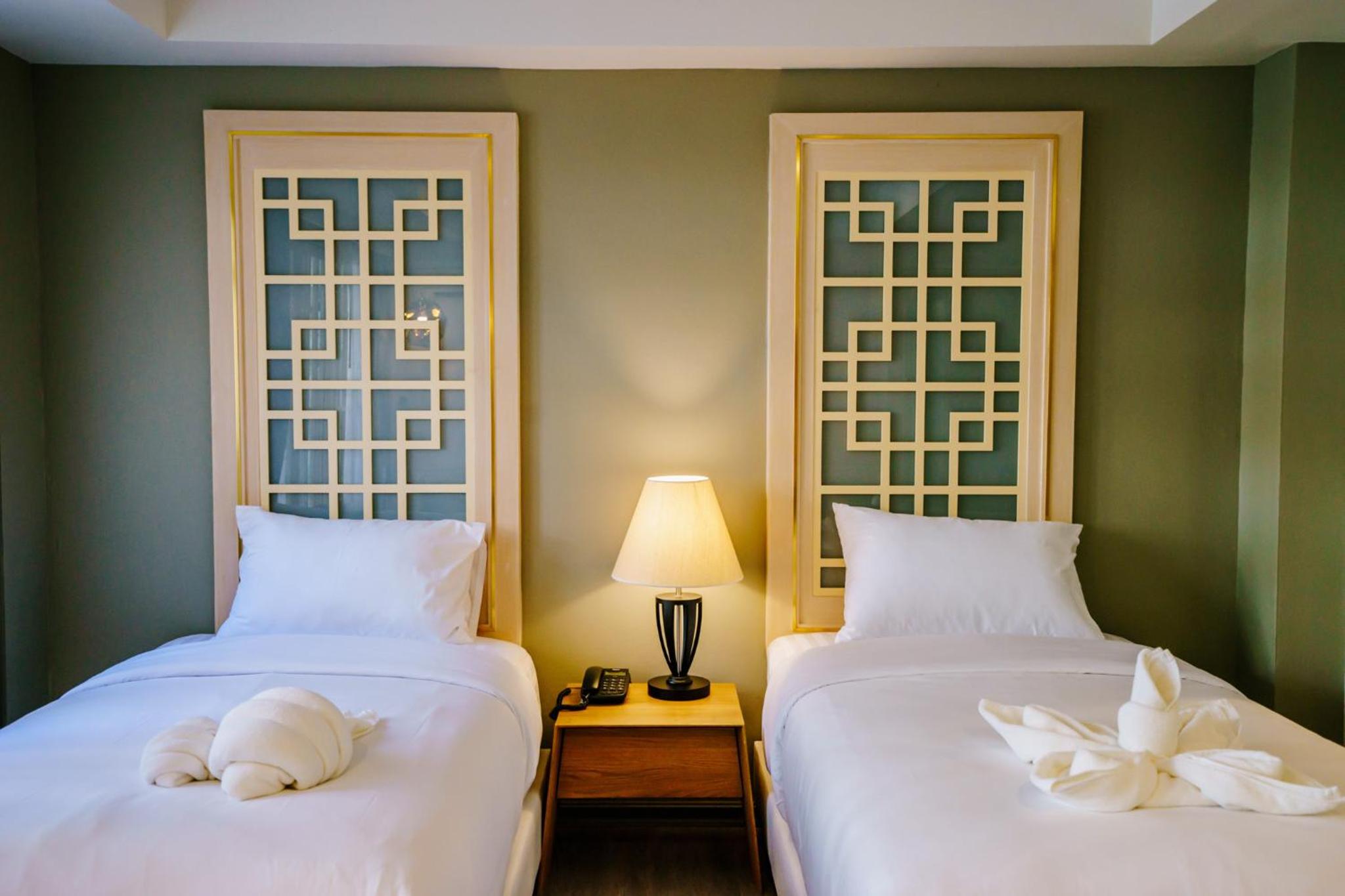 Deluxe Twin Room - Photo 2