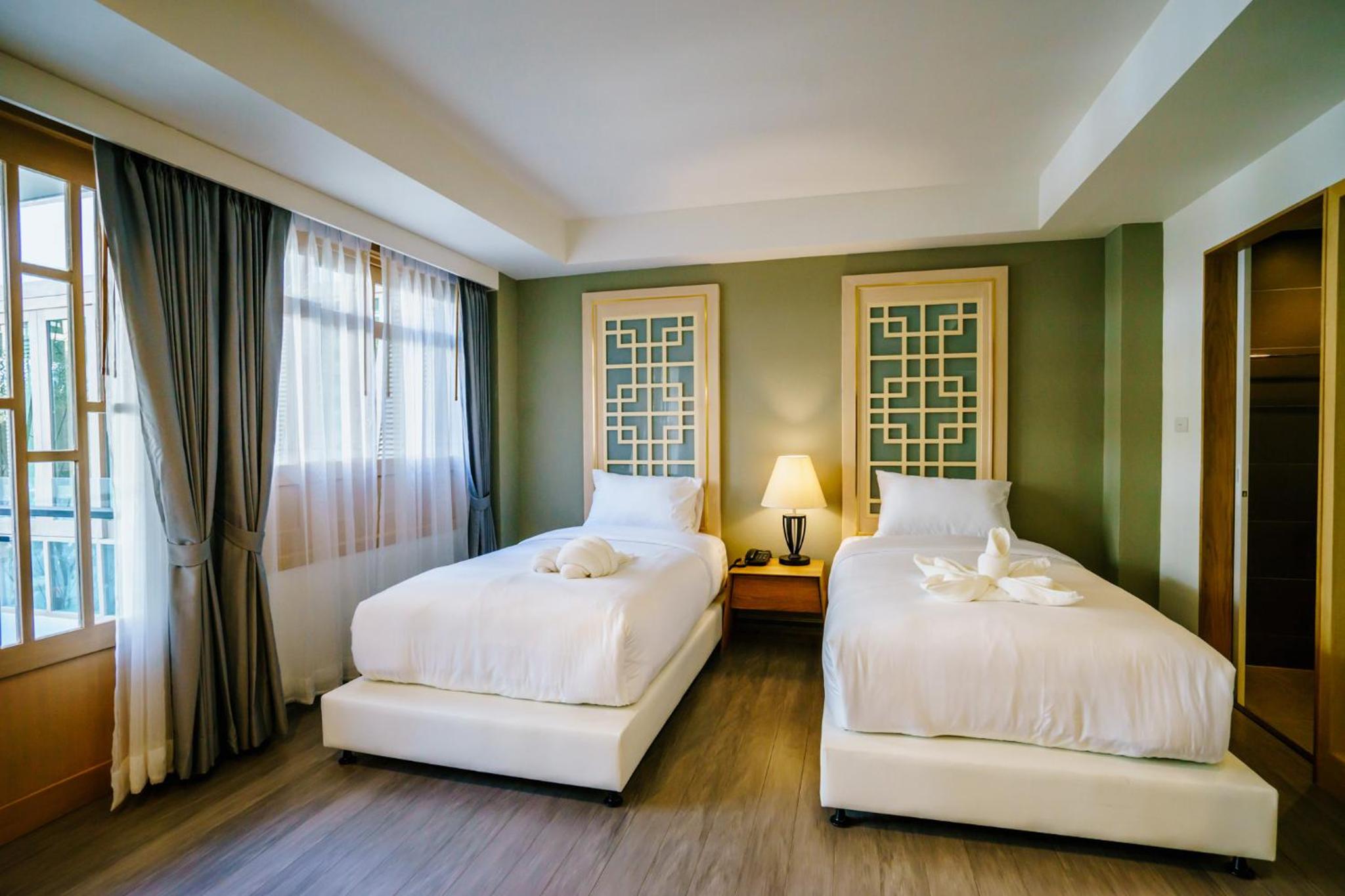 Deluxe Twin Room - Photo 3