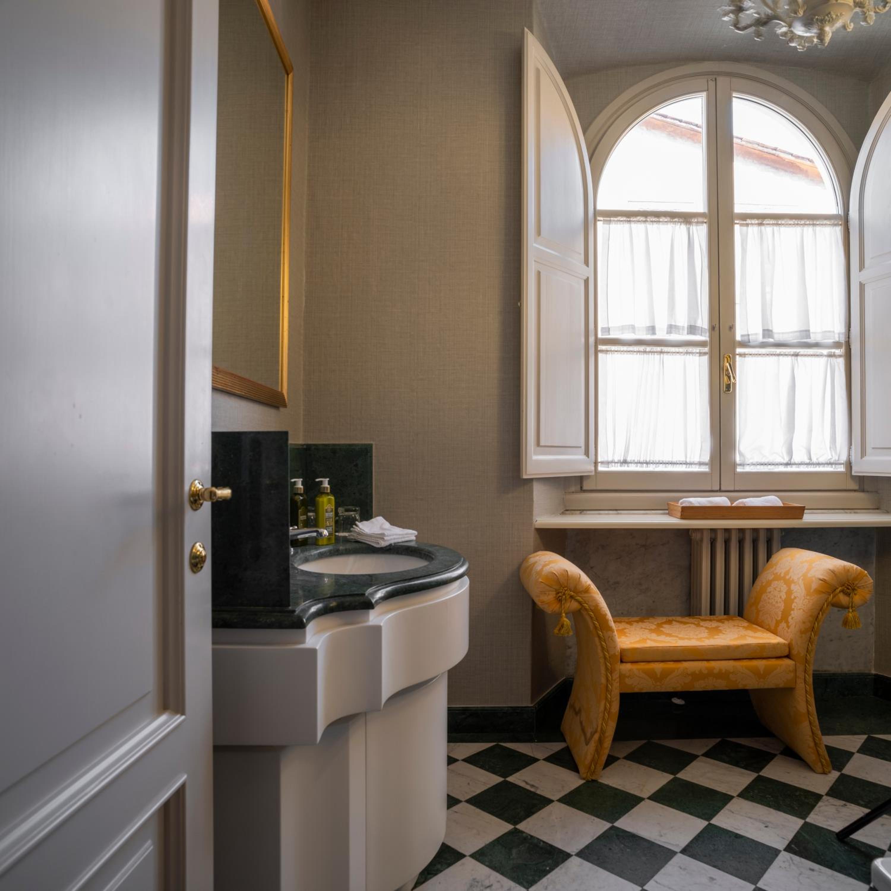 Junior Suite - Photo 8