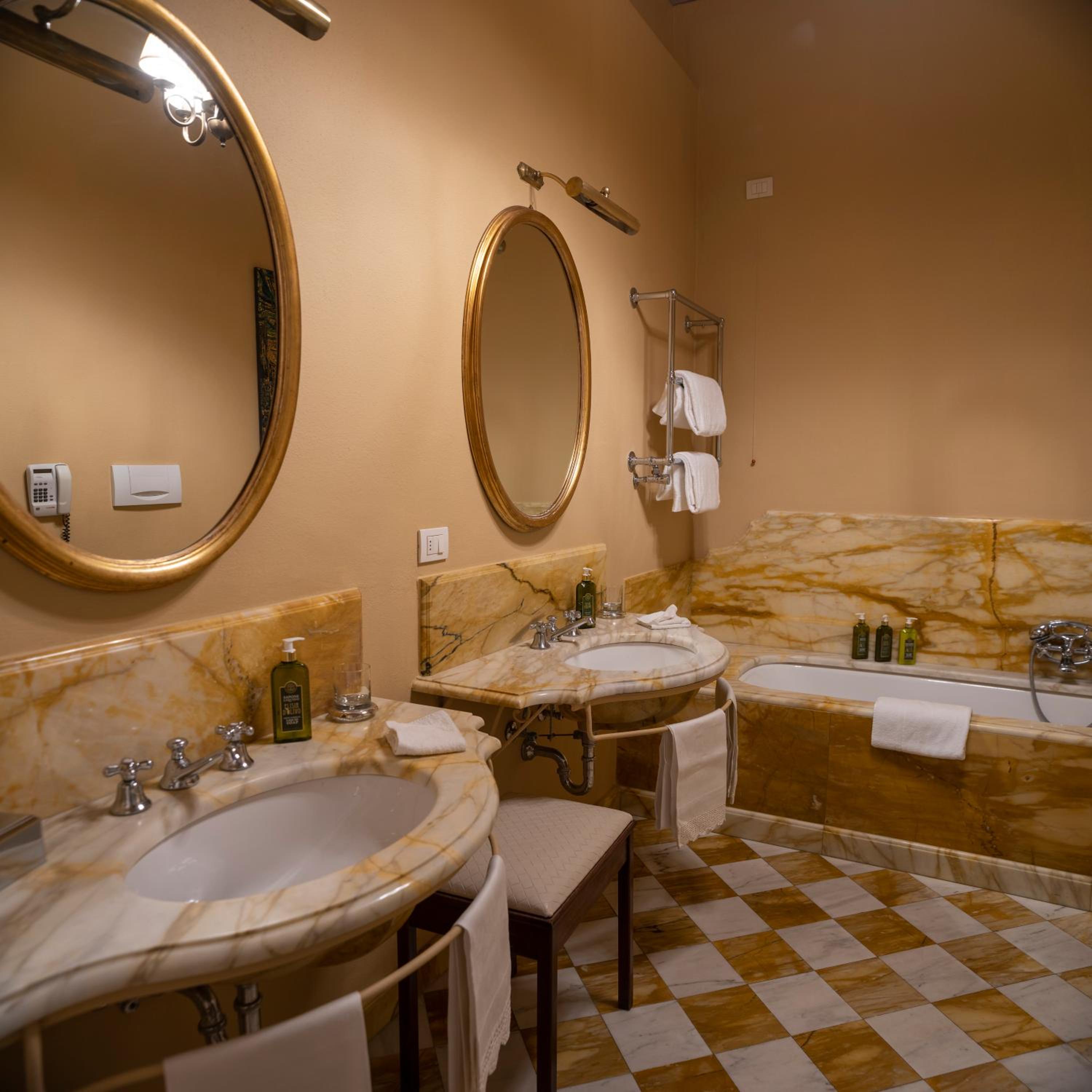 Junior Suite - Photo 10