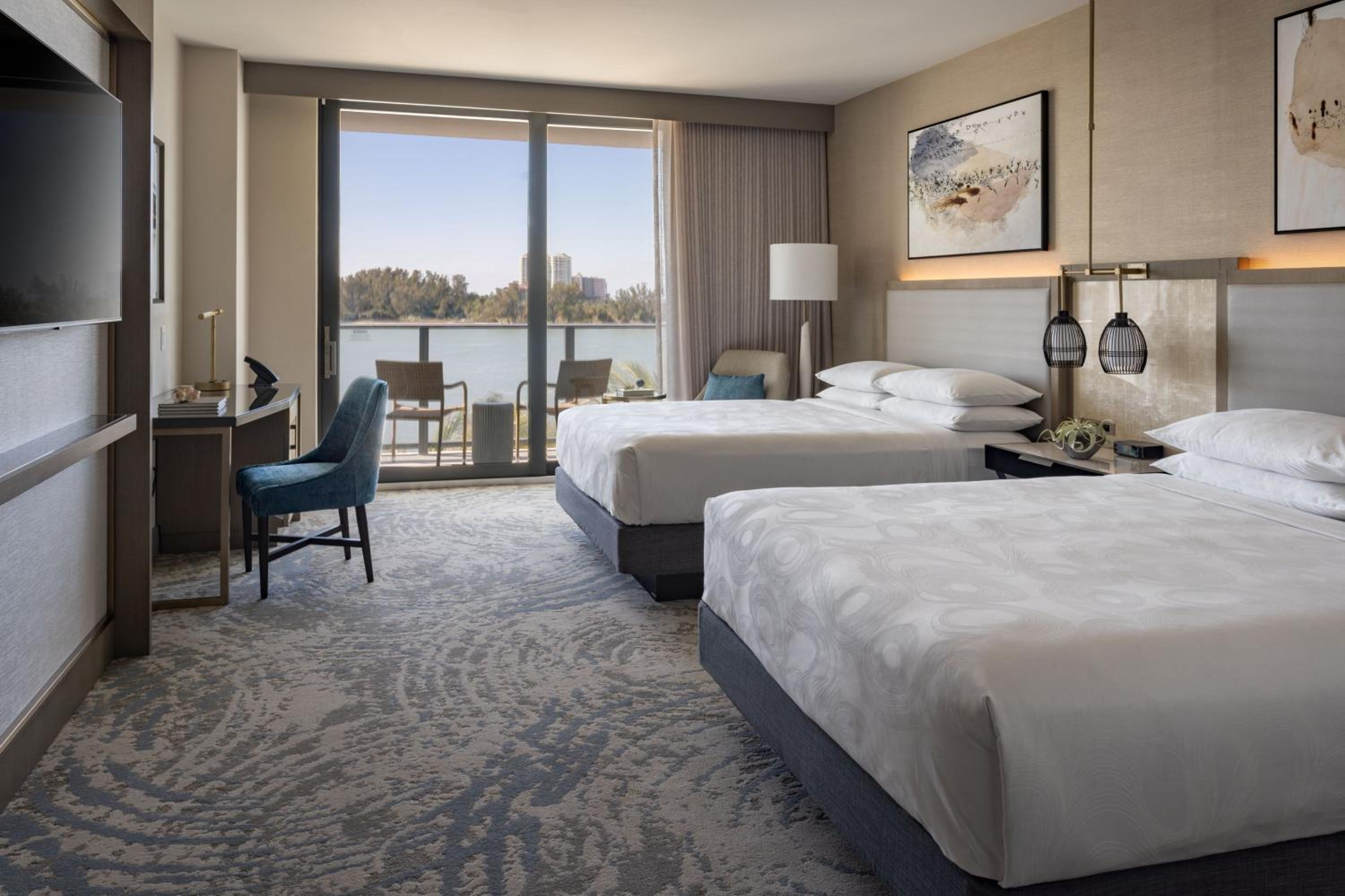 Queen Room with Two Queen Beds, Beach View, Mobility and Hearing Accessible Tub photo 1