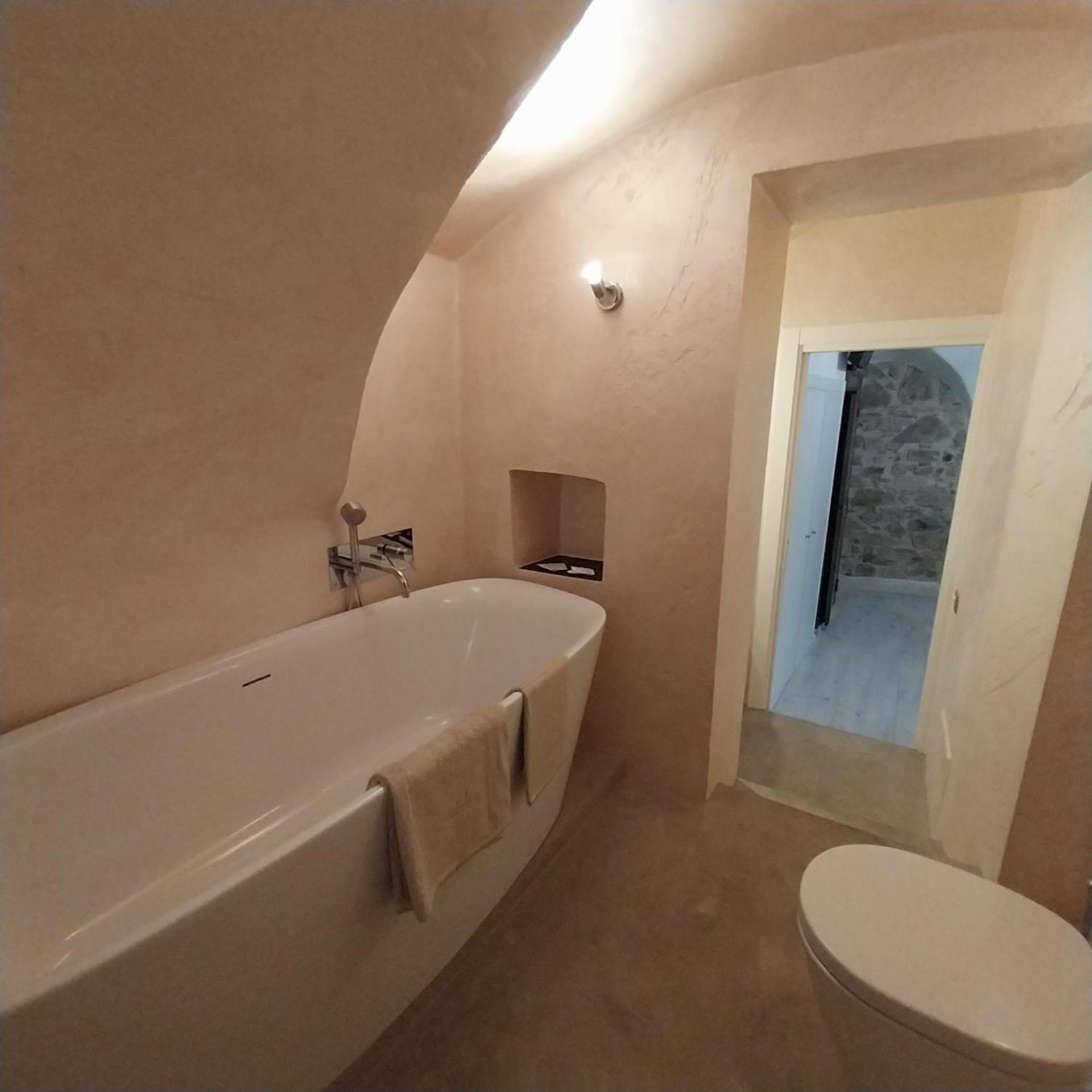 Two-Bedroom House photo 3