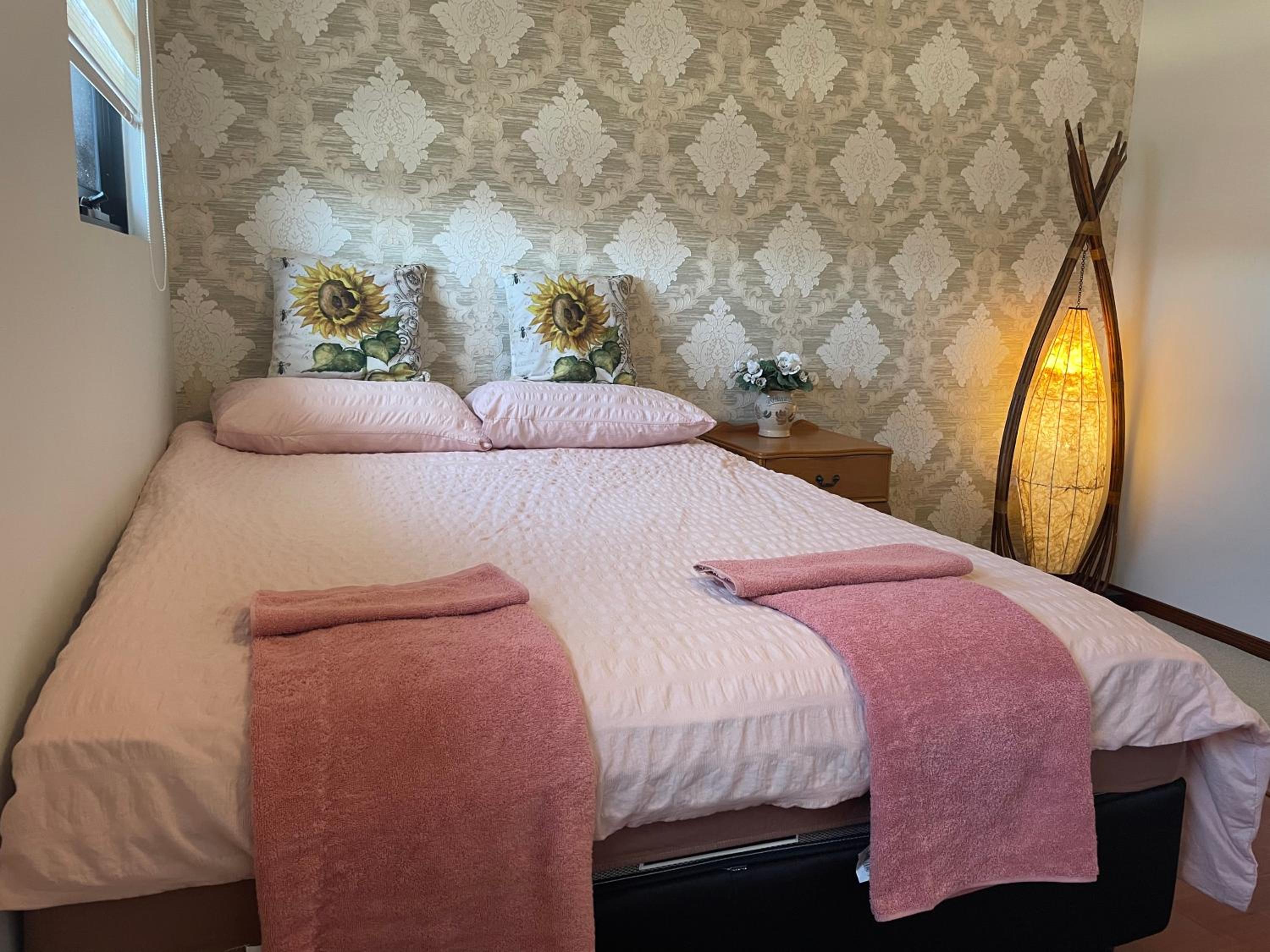 Double Room with Shared Bathroom photo 1