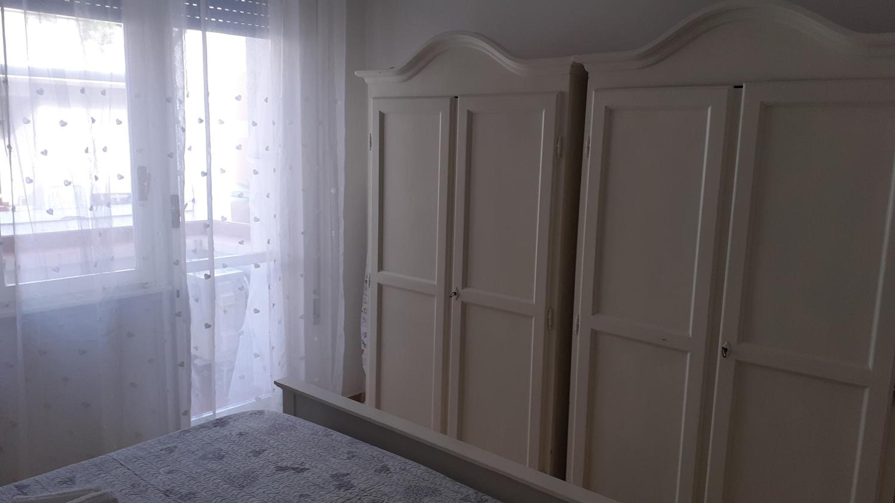 Two-Bedroom House photo 3