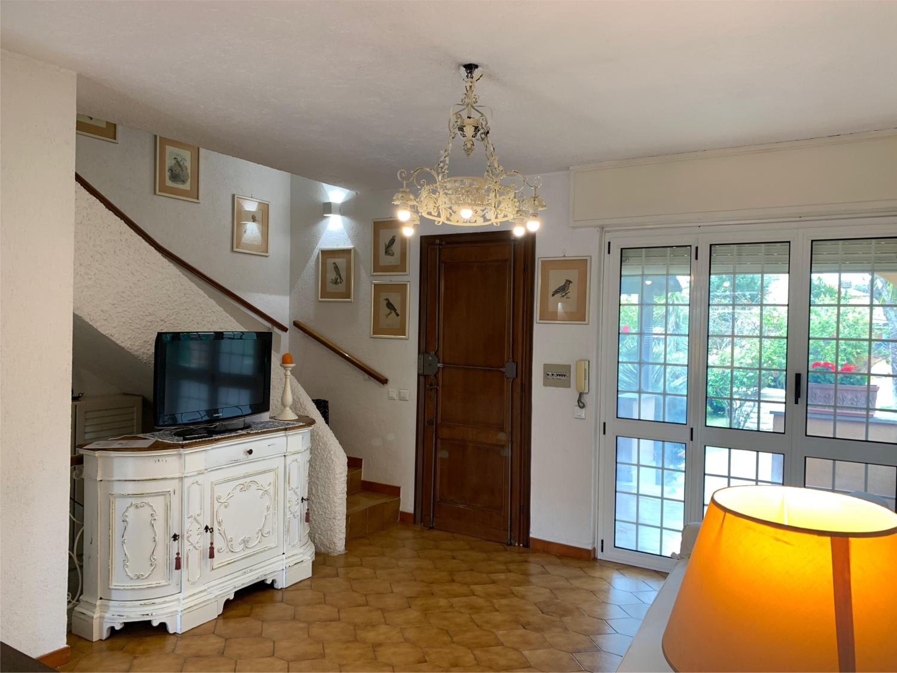 Villa photo 1