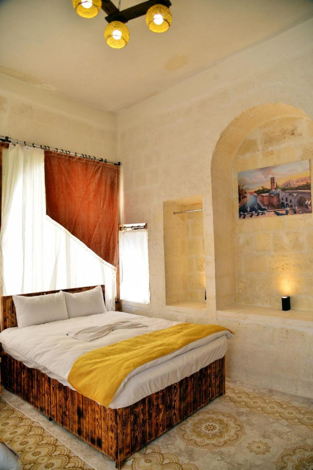 Standard Triple Room - Photo 2