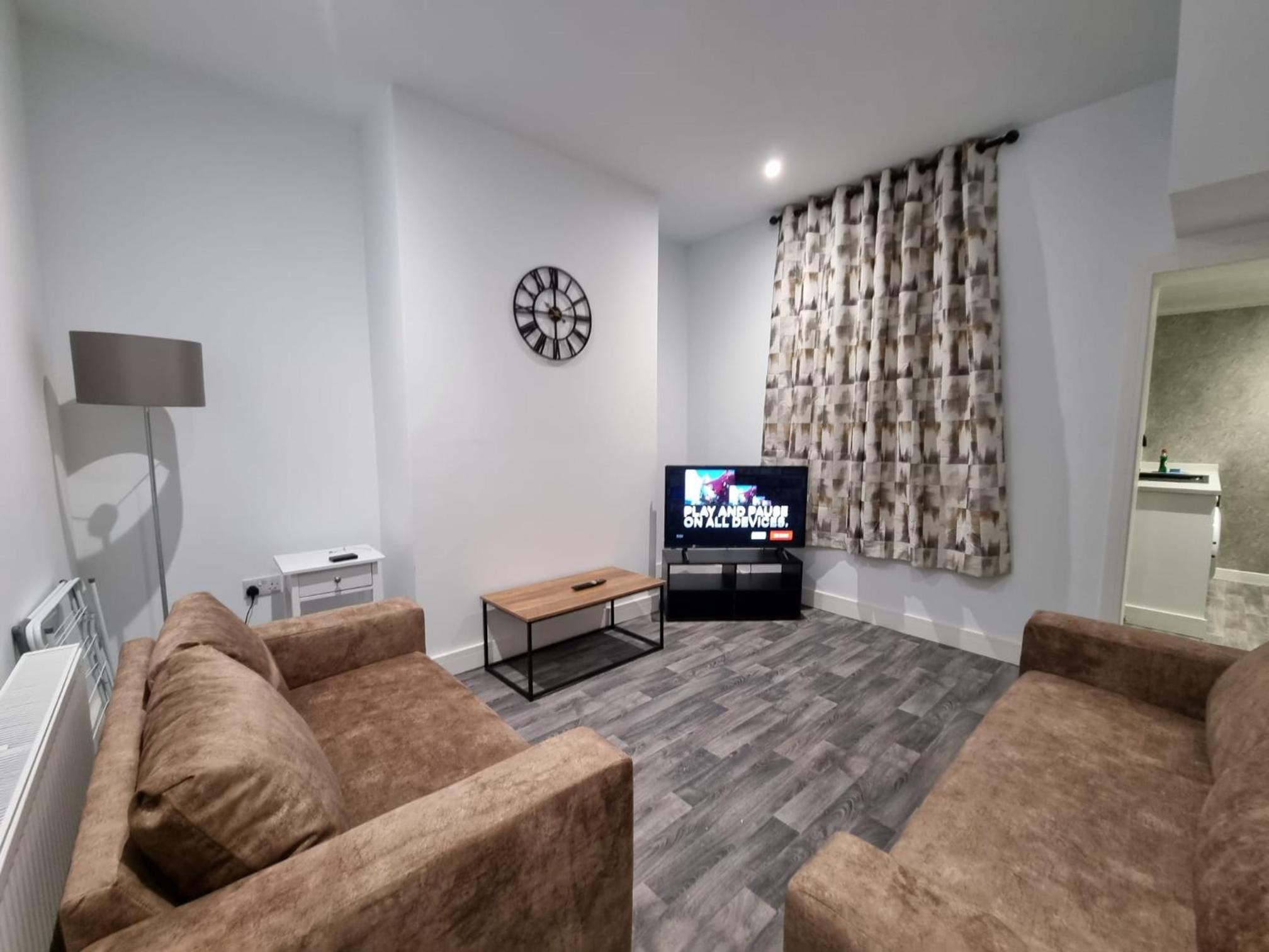 Four-Bedroom House photo 1