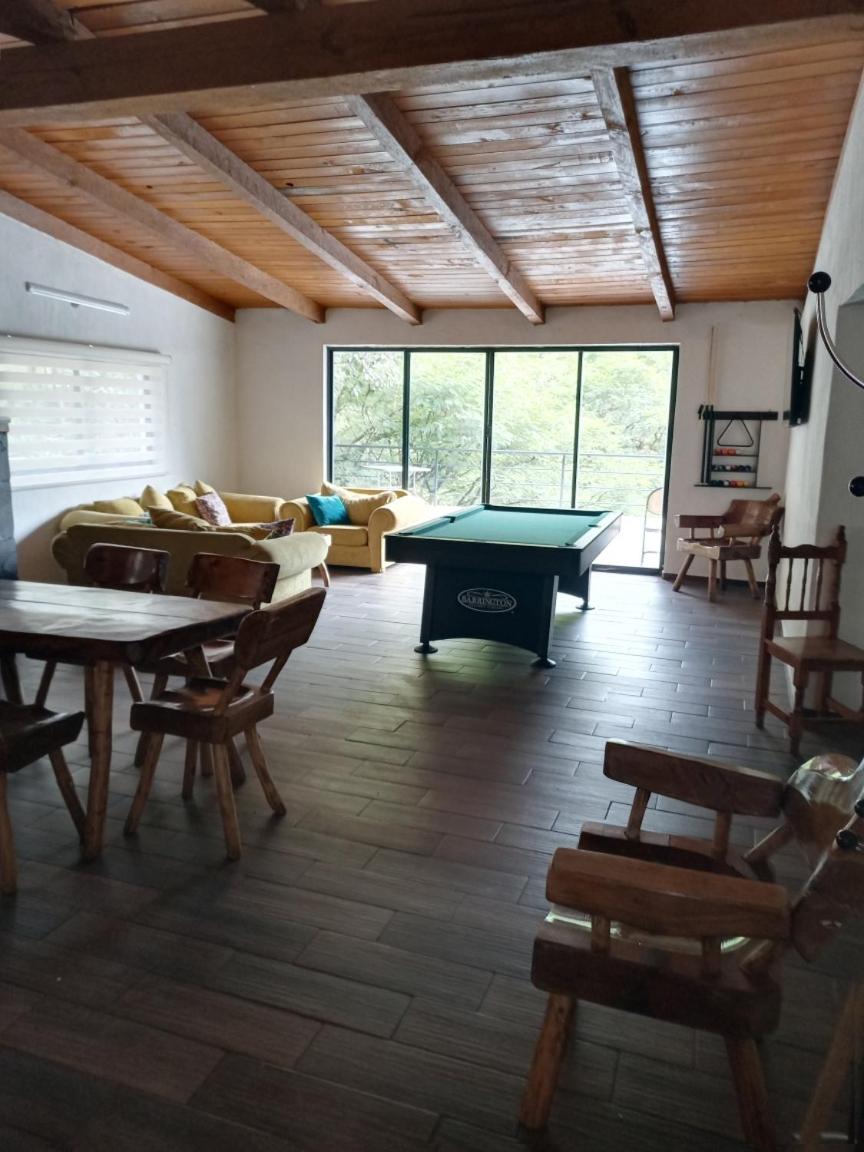 Quadruple Room with Bath - Photo 2