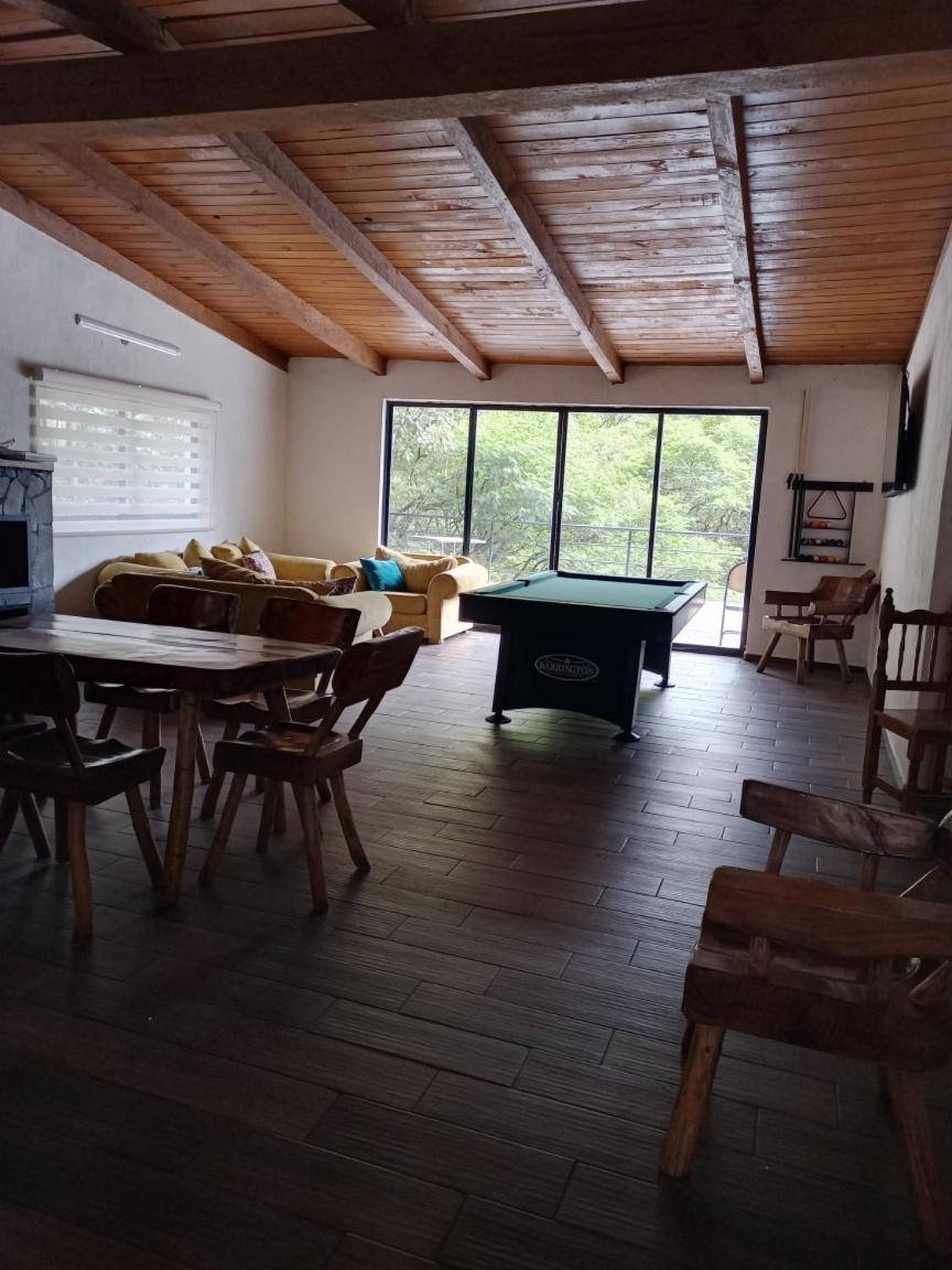 Quadruple Room with Bath - Photo 18