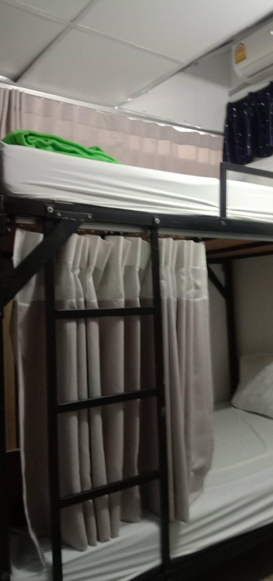 Mixed Dormitory Room photo 2