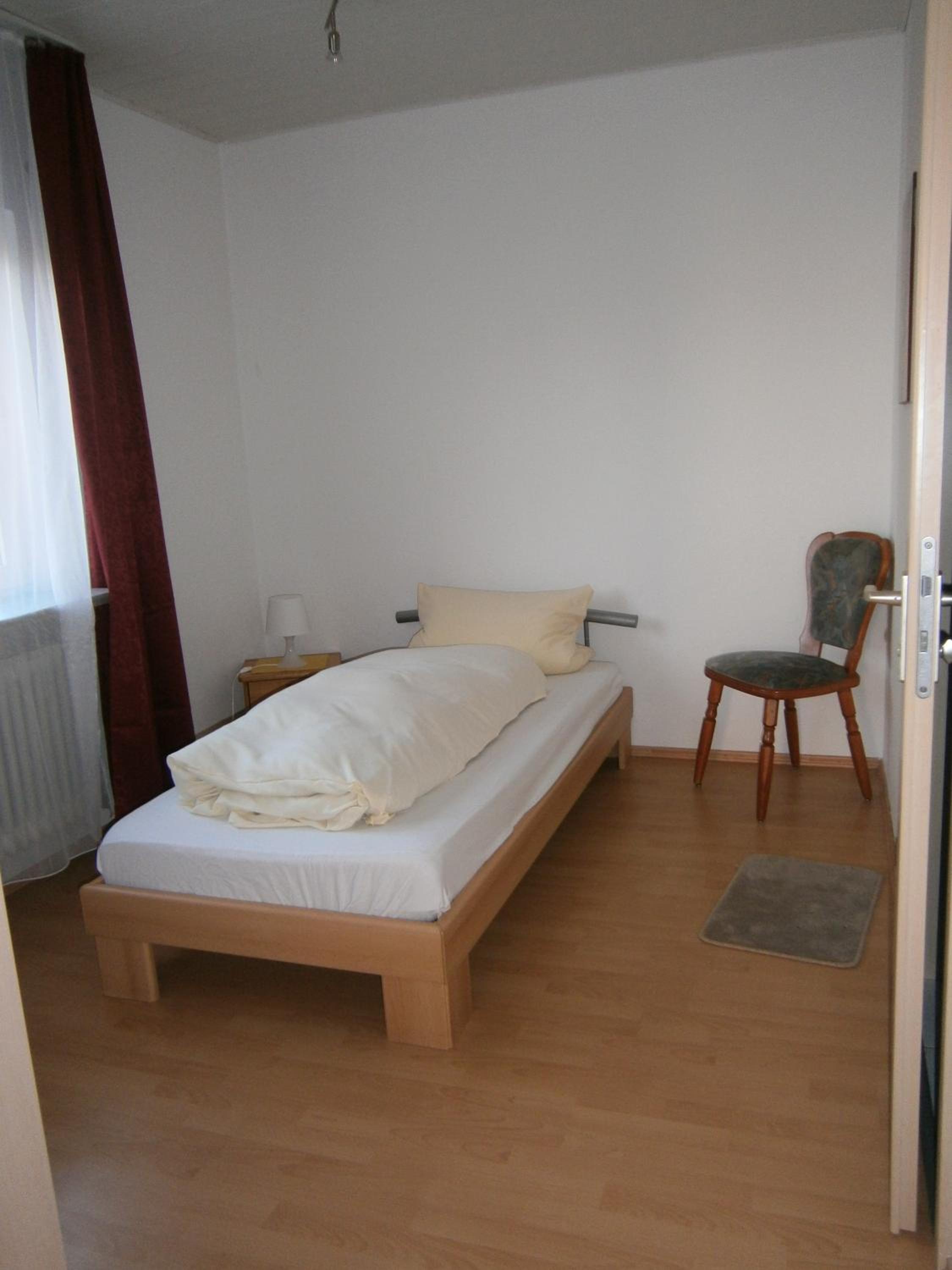 Quadruple Room with Shower - Photo 2