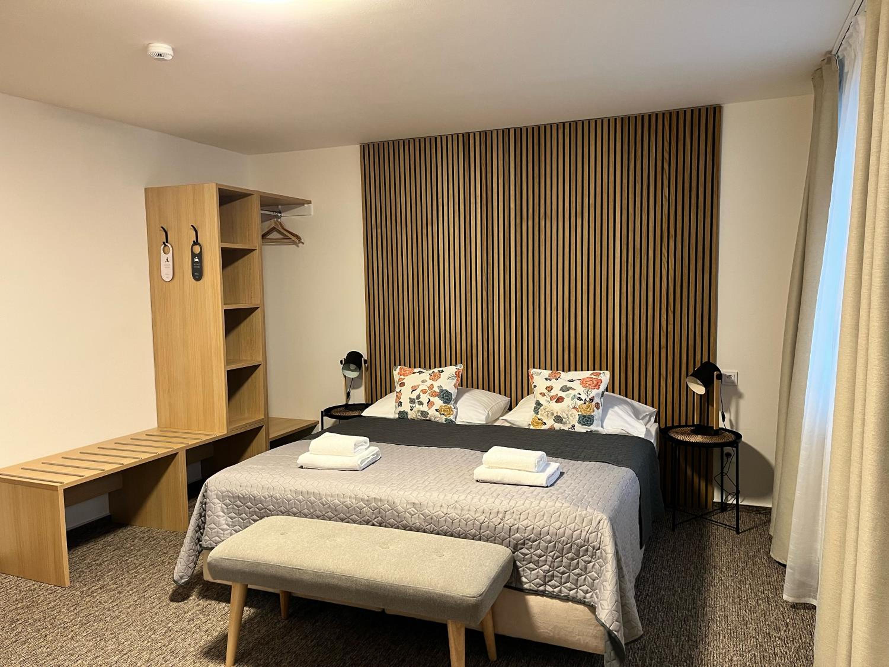 Double or Twin Room photo 2