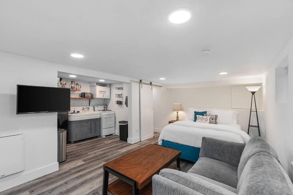One-Bedroom House