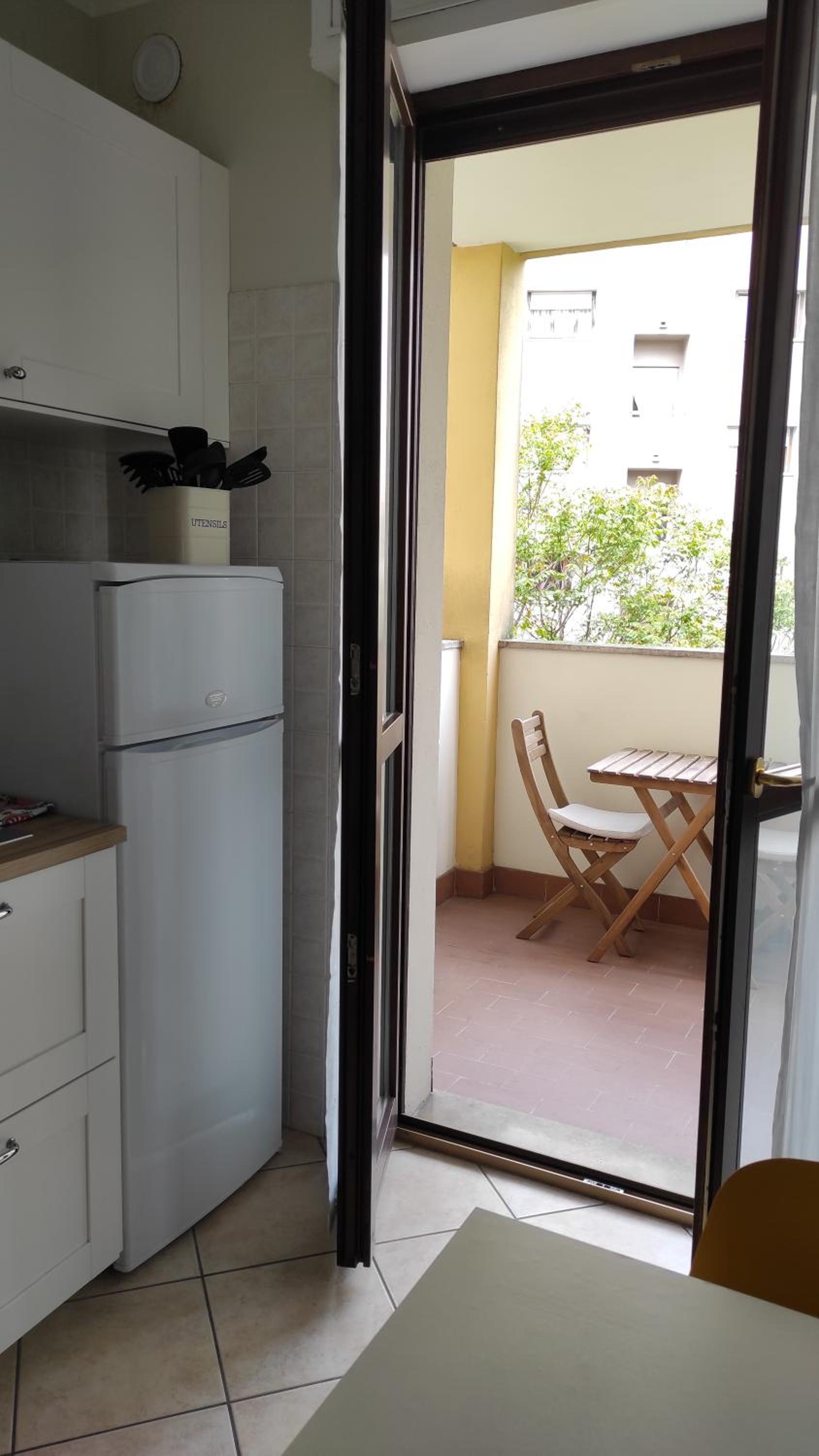 Studio Apartment photo 2