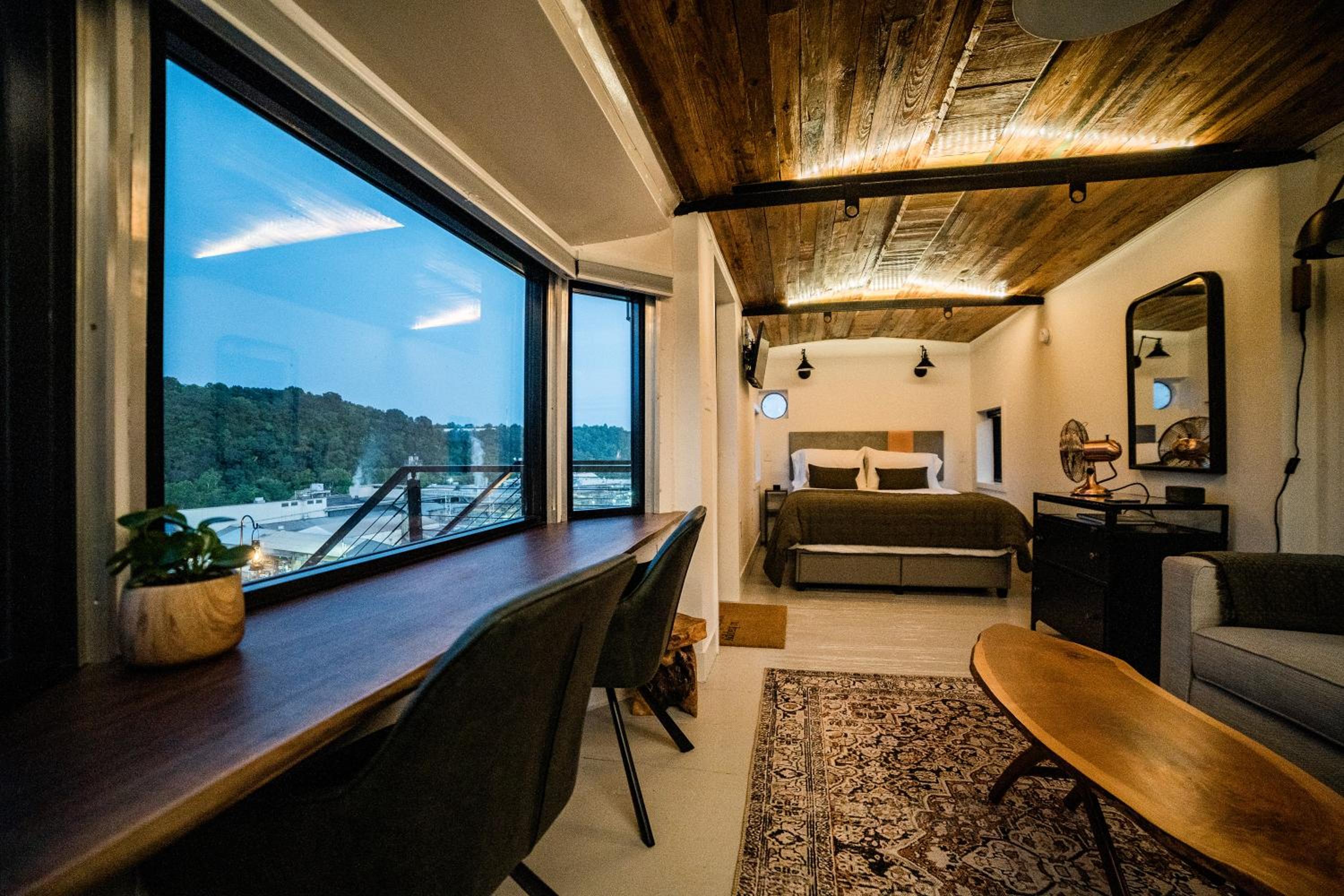 One-Bedroom House photo 2