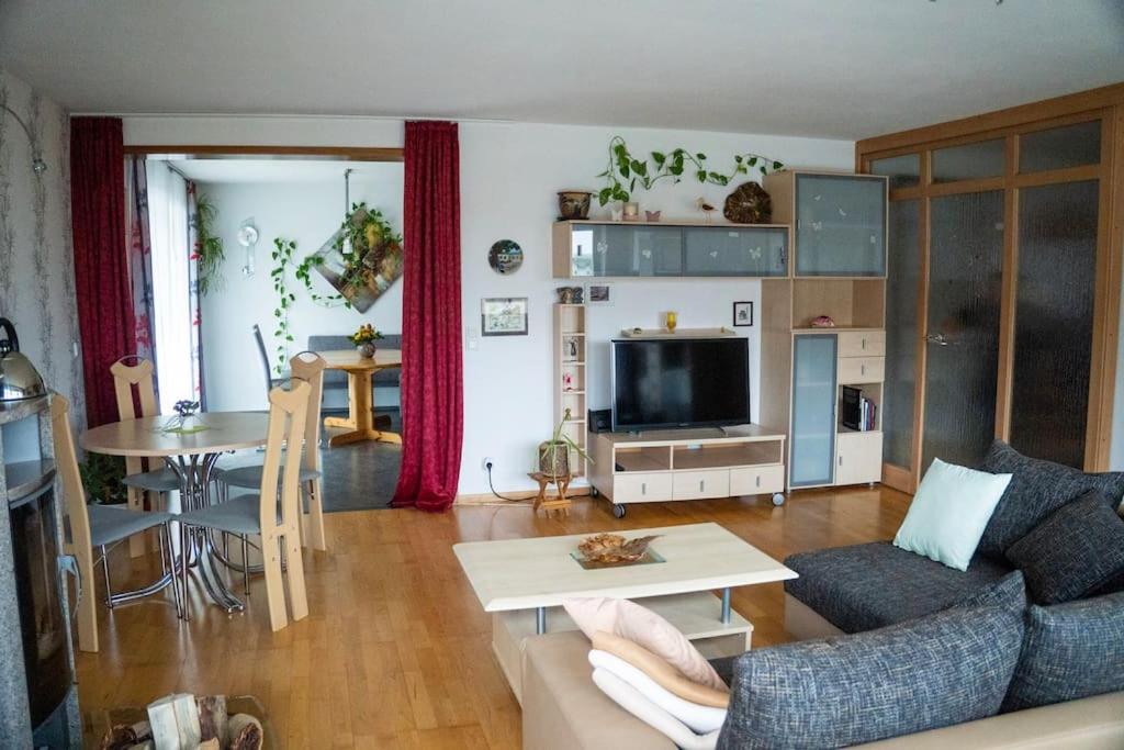 Three-Bedroom Apartment photo 1