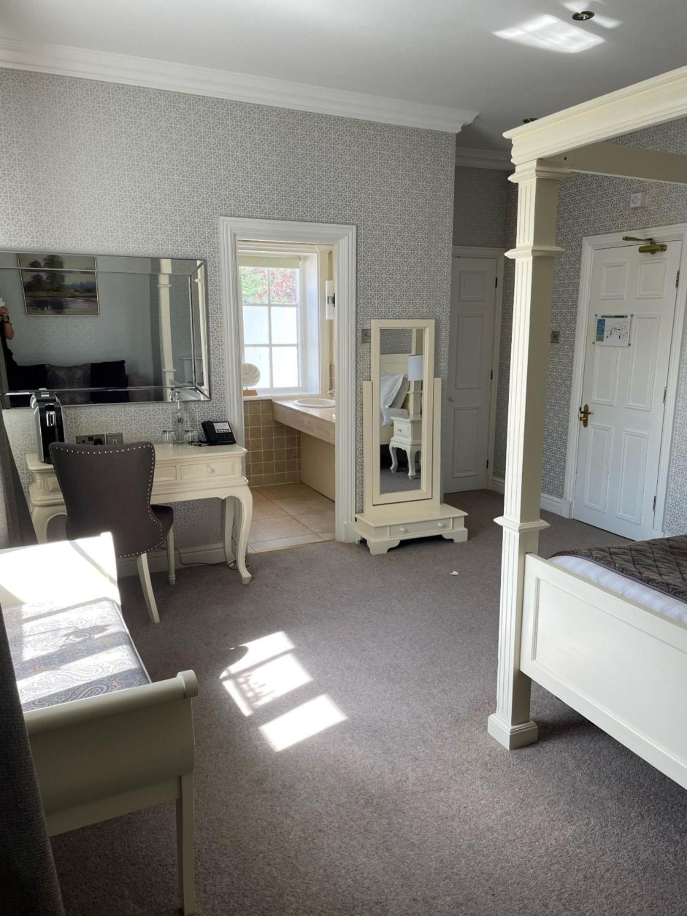 Executive Double Room - Photo 10