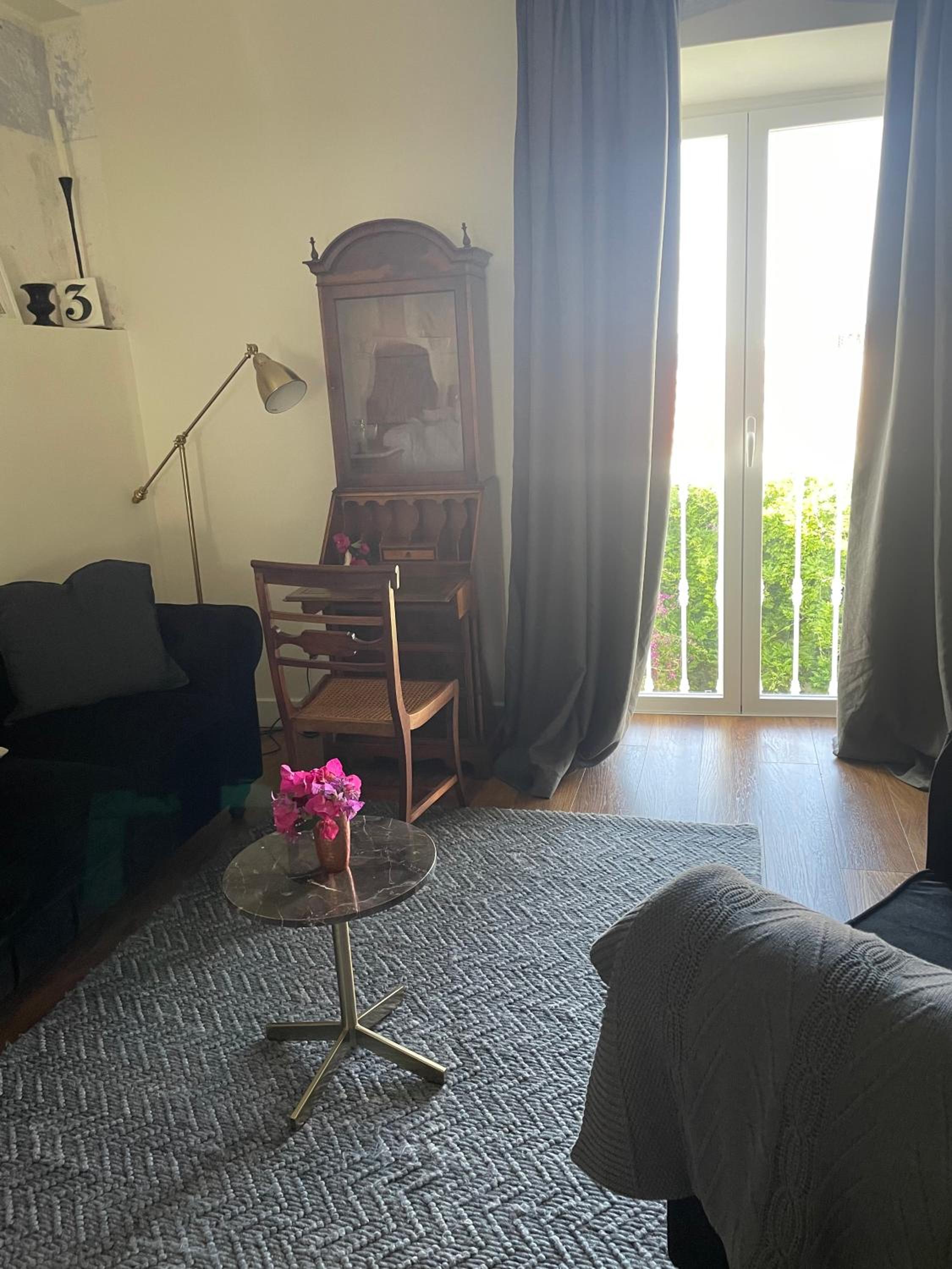 Deluxe King Room photo 1