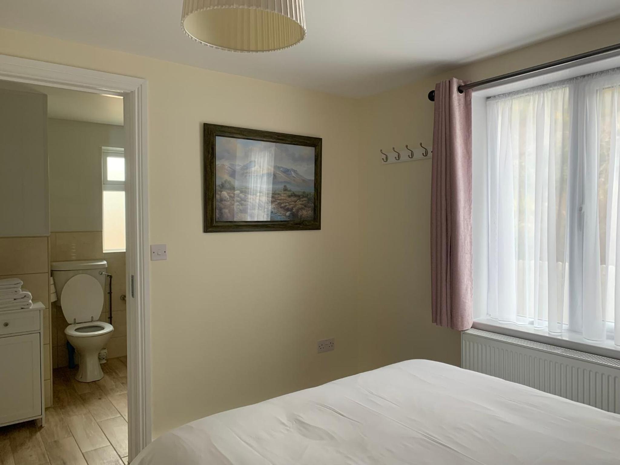 Double Room - Photo 2