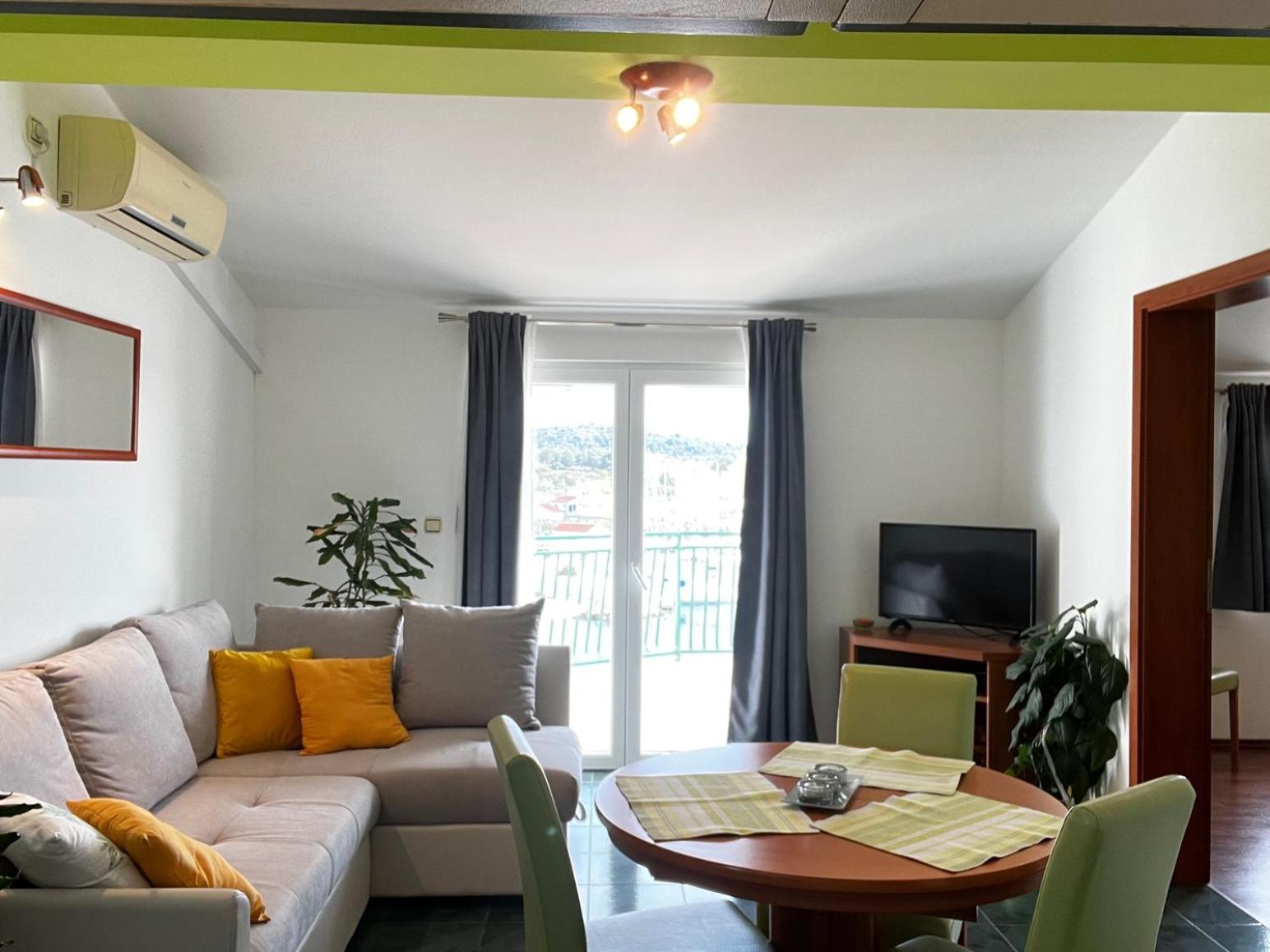 Apartment with Sea View