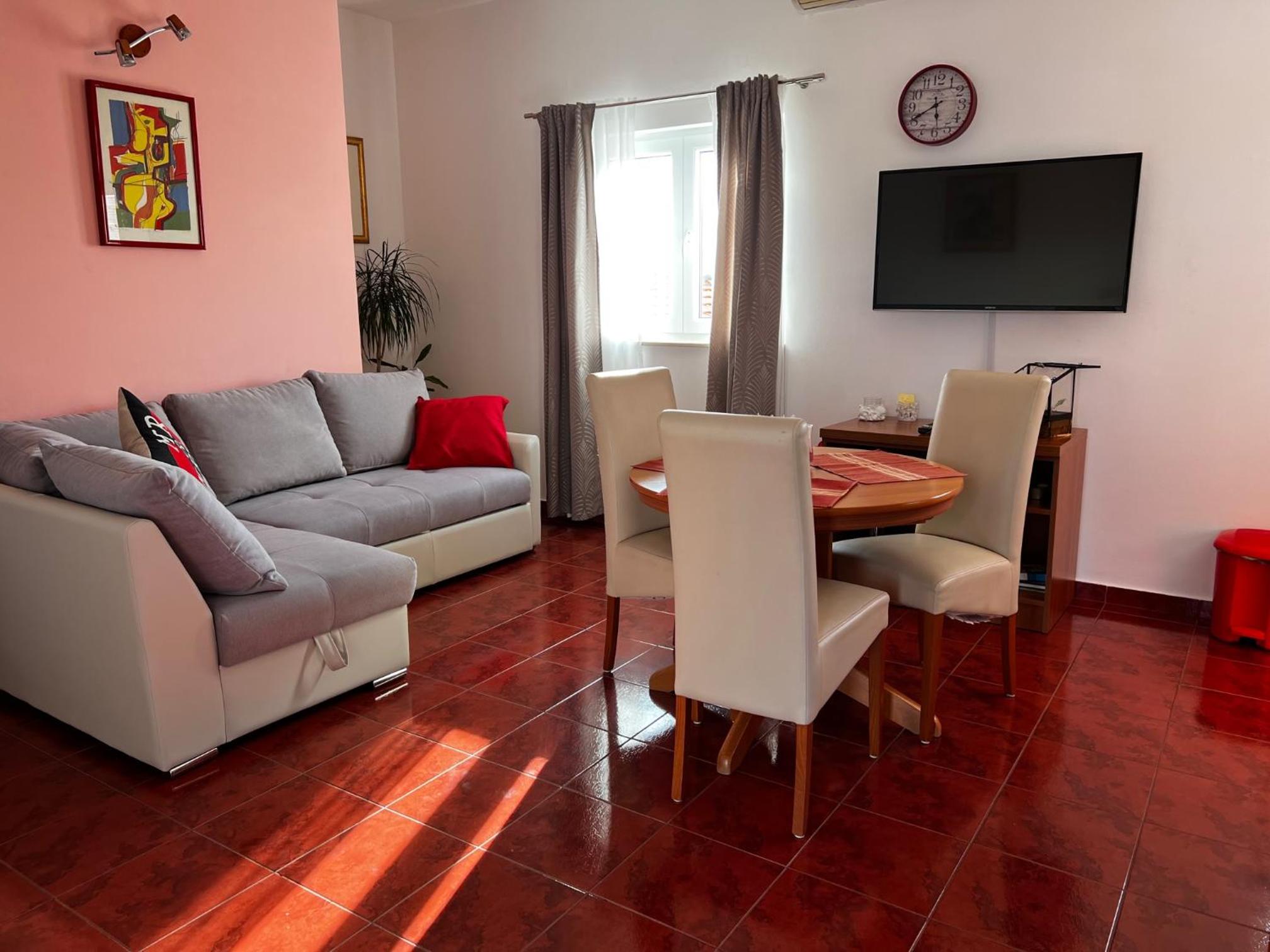 Apartment with Sea View