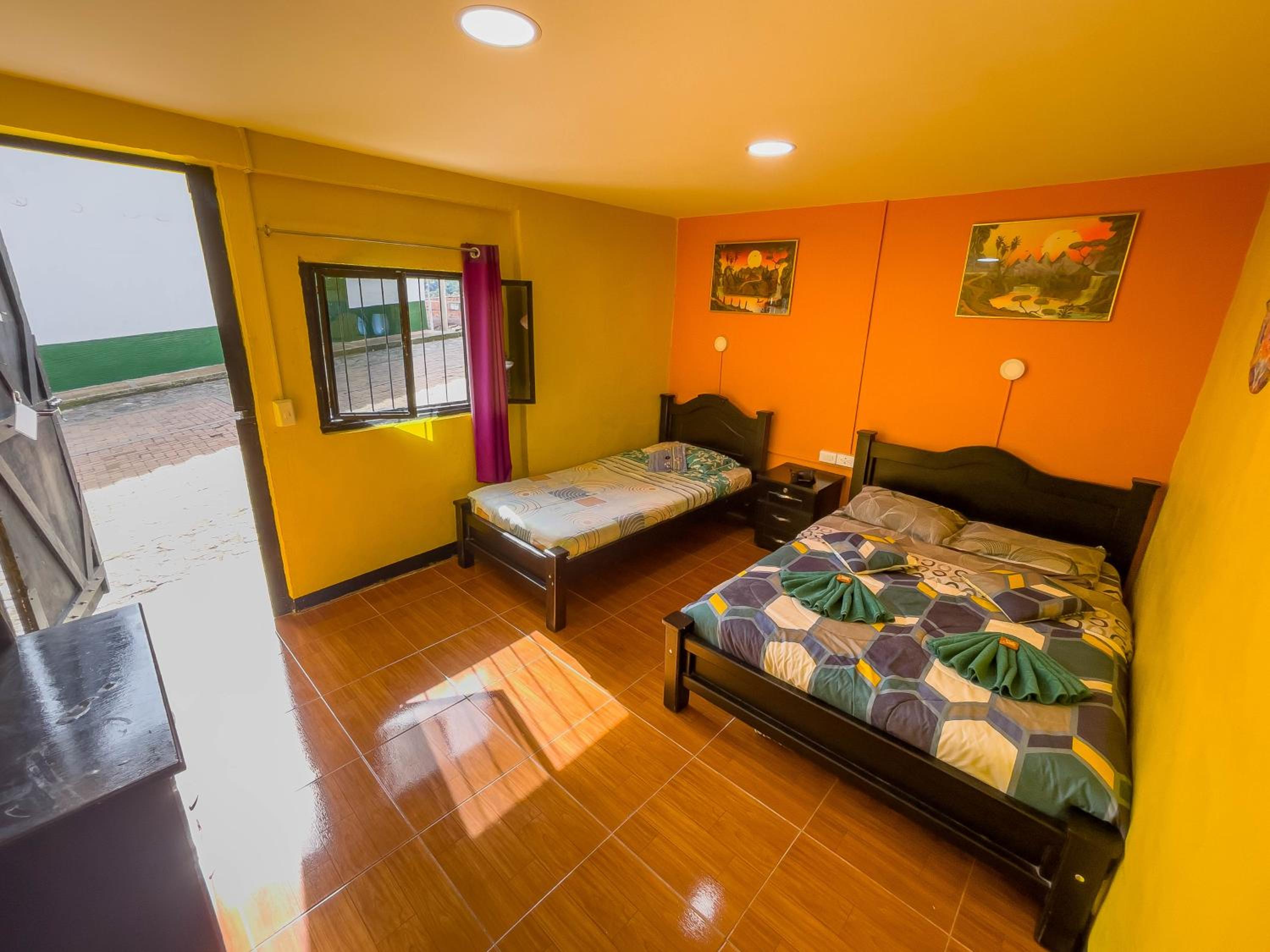 Triple Room with Private Bathroom photo 1