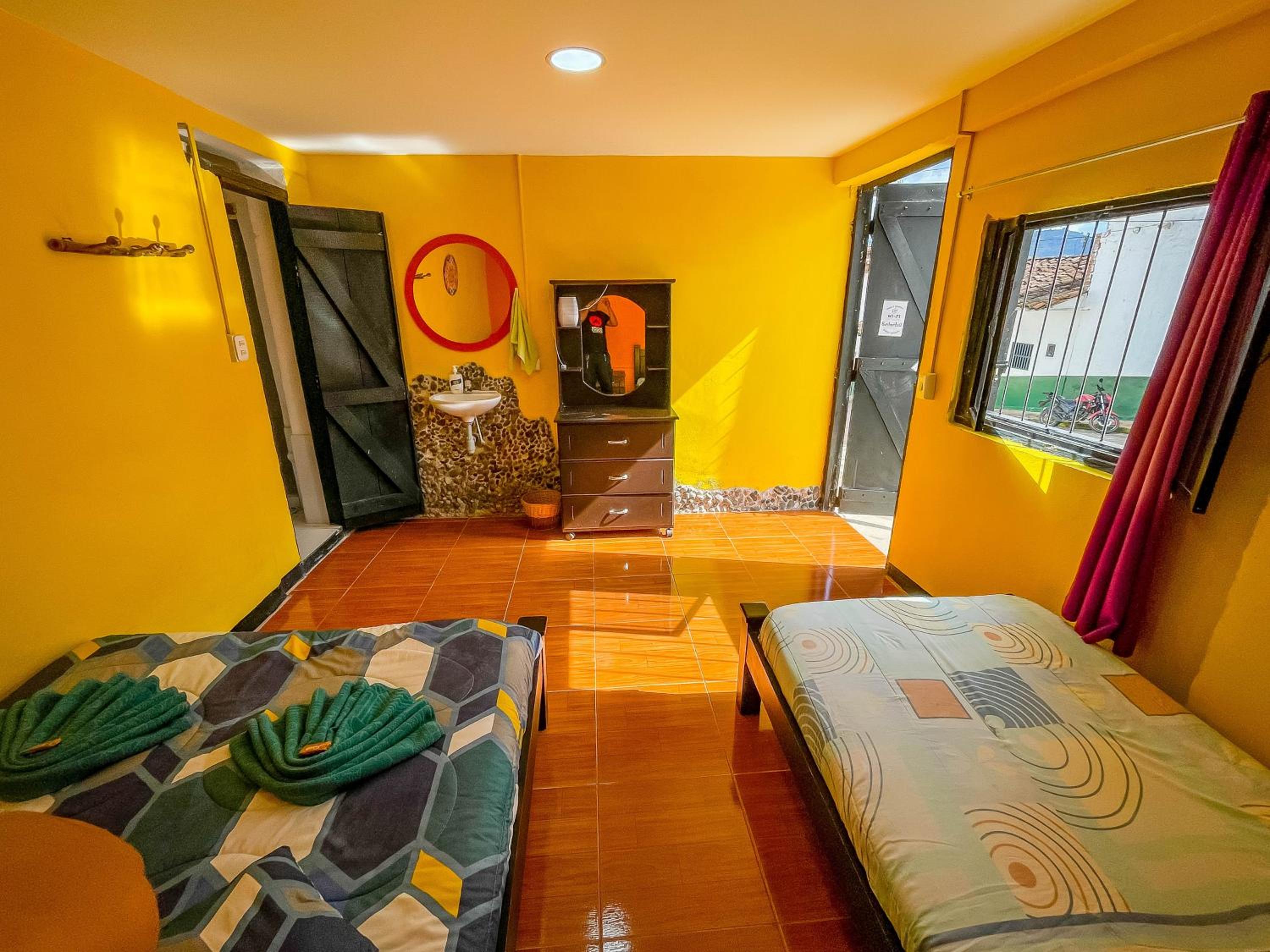 Triple Room with Private Bathroom photo 2