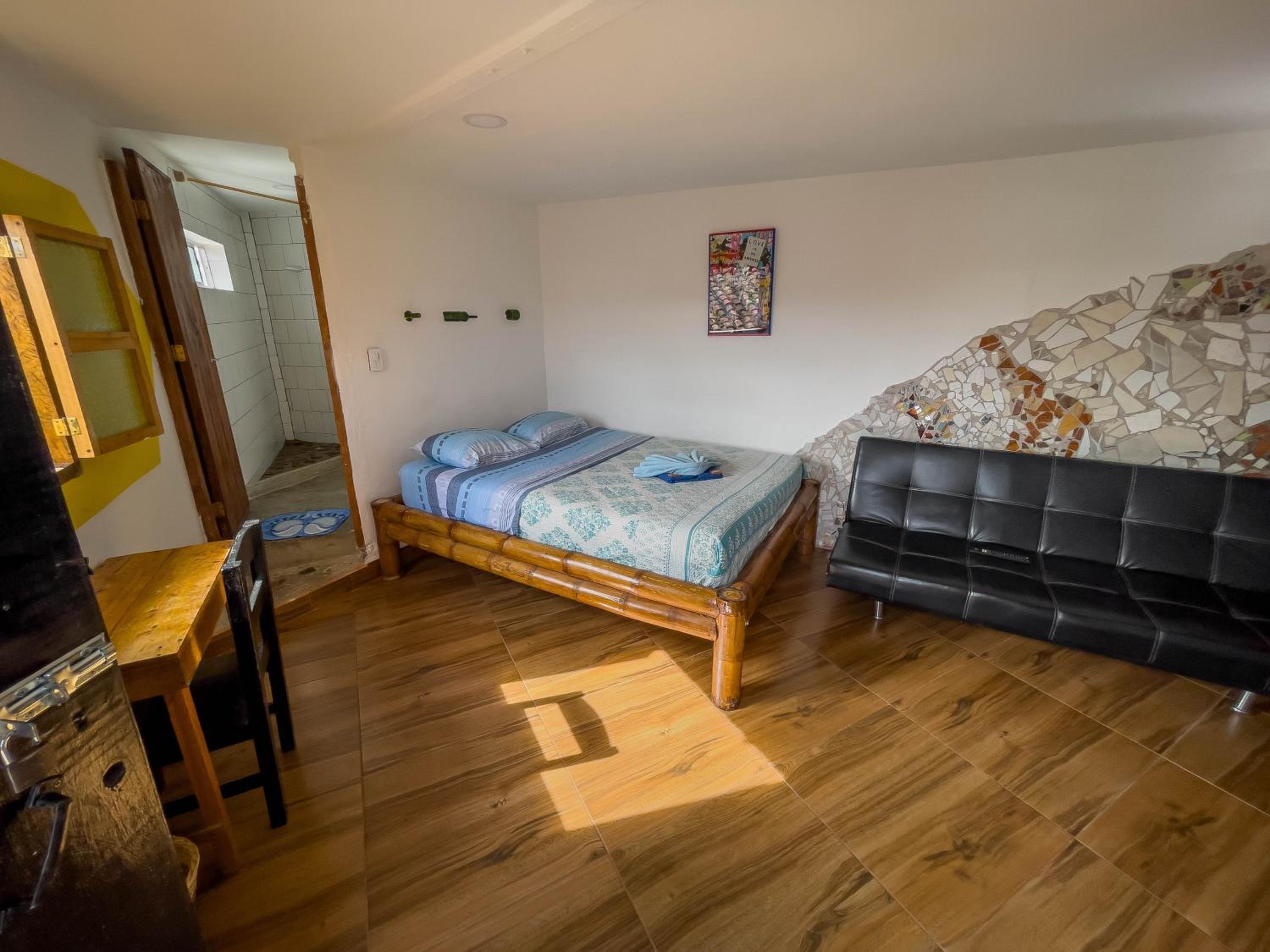 Double Room with Private Bathroom photo 1
