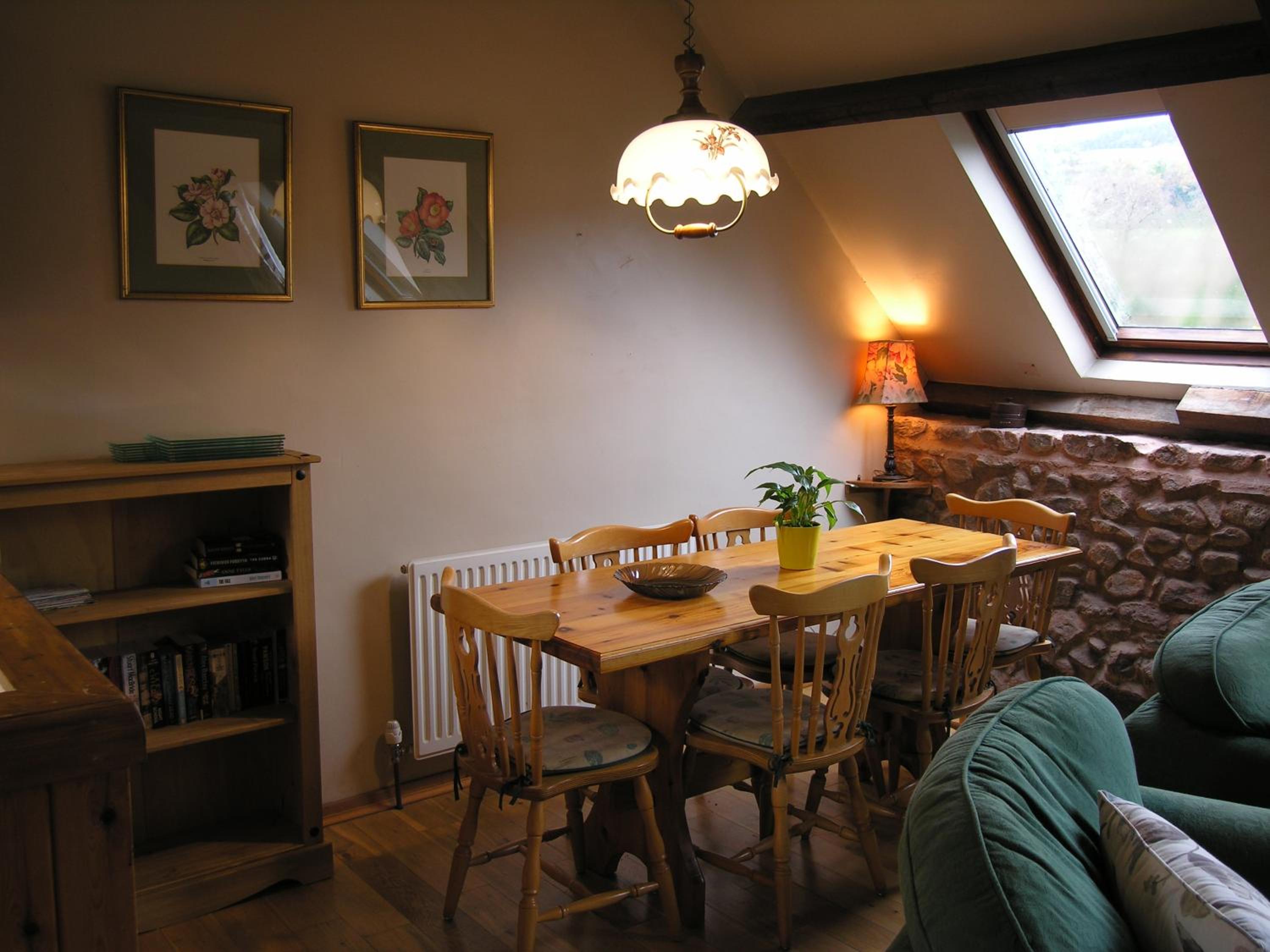 Three-Bedroom House photo 2