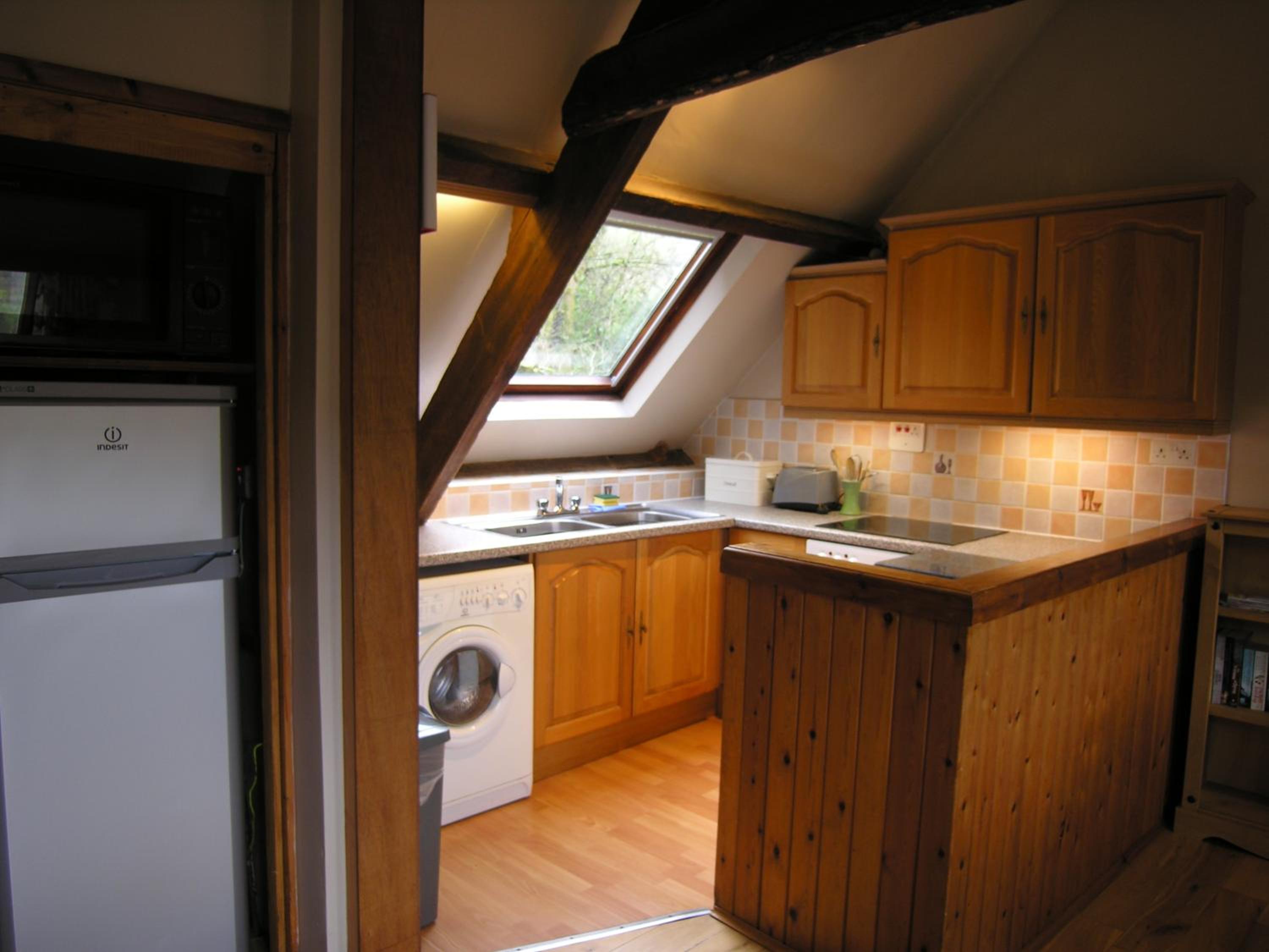 Three-Bedroom House photo 3