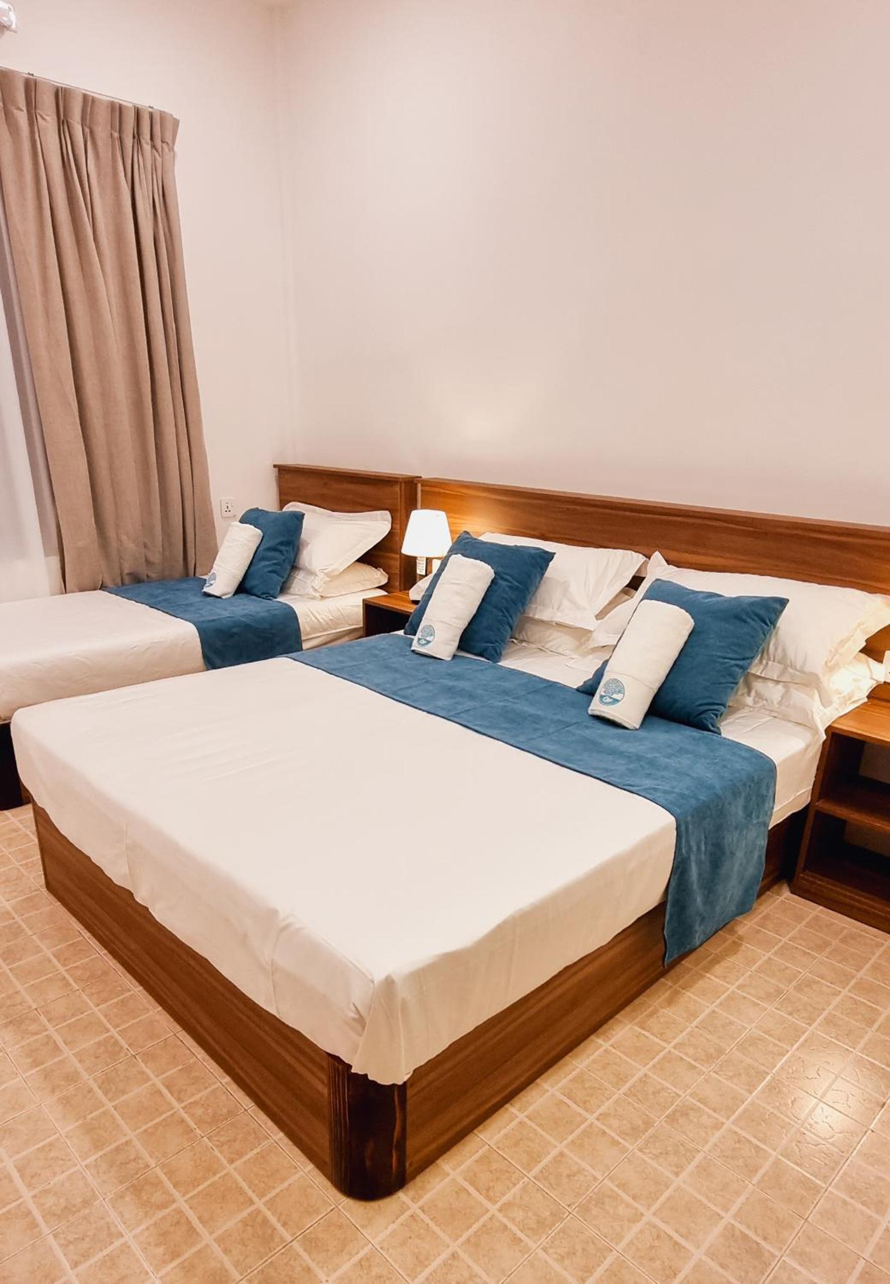 Deluxe Family Room