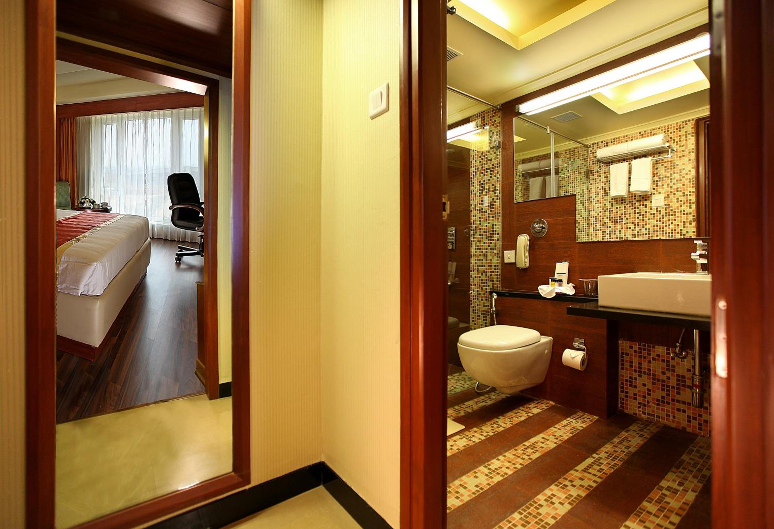 Premium Suite - Photo 3