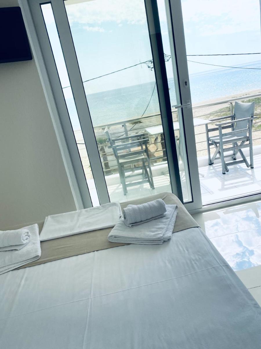 Double Room with Sea View photo 1