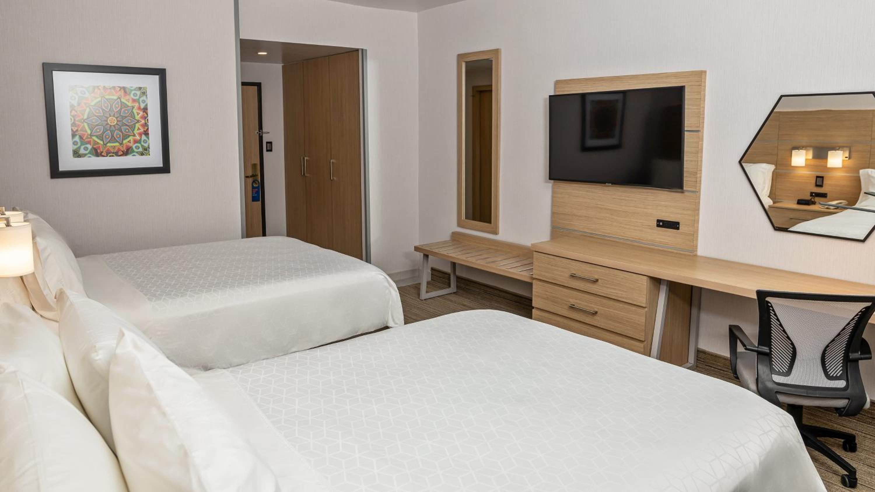 Standard Double Room with Two Double Beds - Photo 2