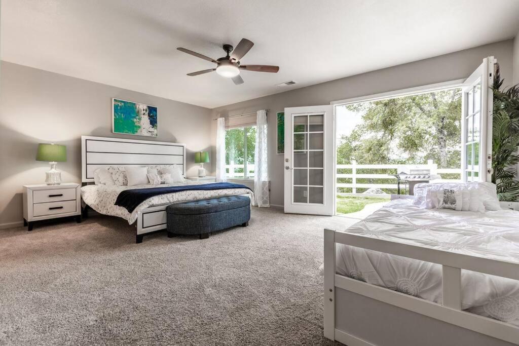 Three-Bedroom Villa photo 2