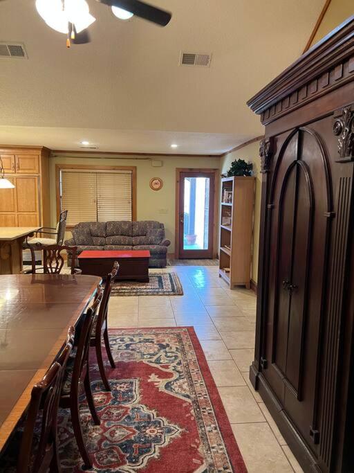 Three-Bedroom House photo 2
