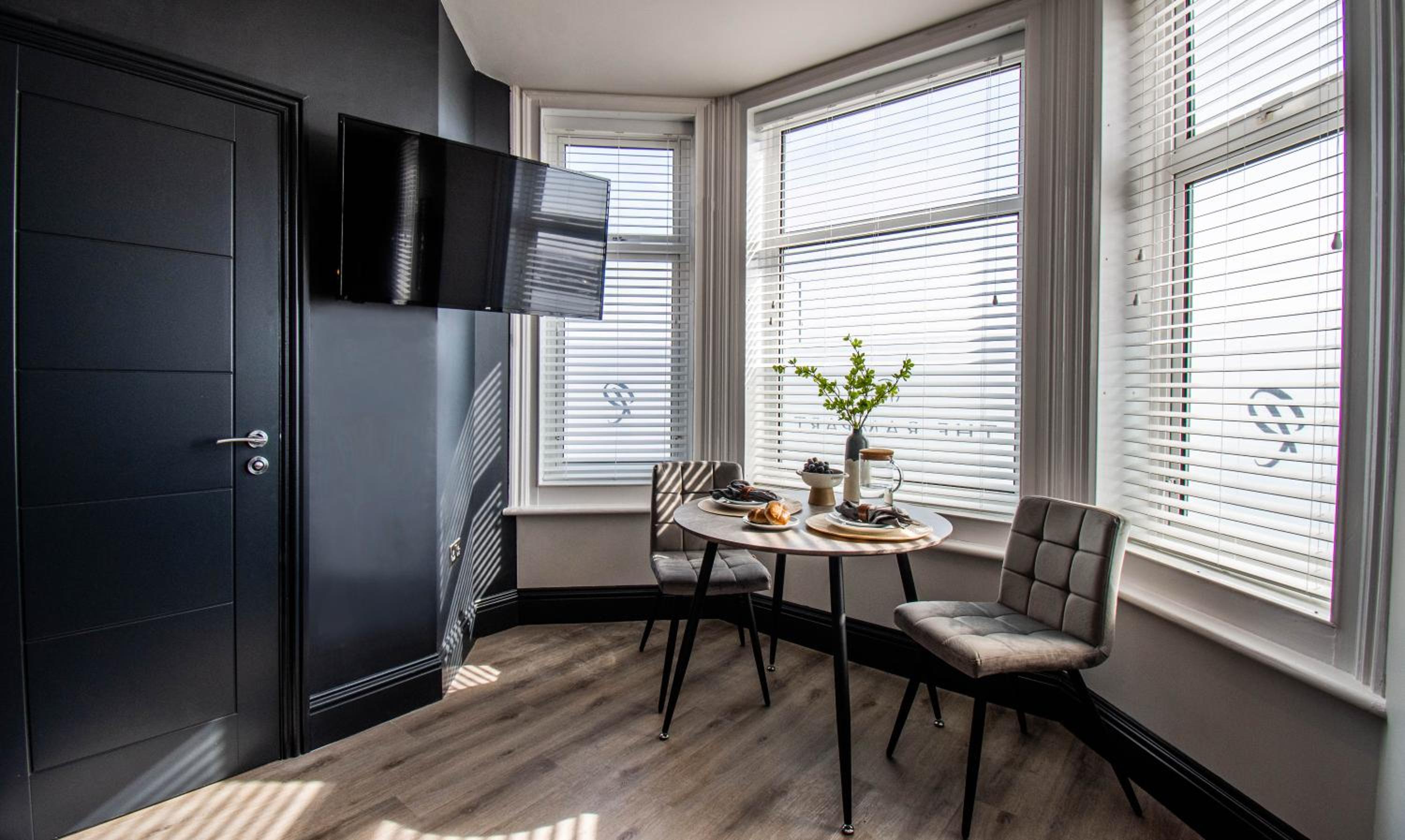 Junior Suite with Sea View - Photo 4