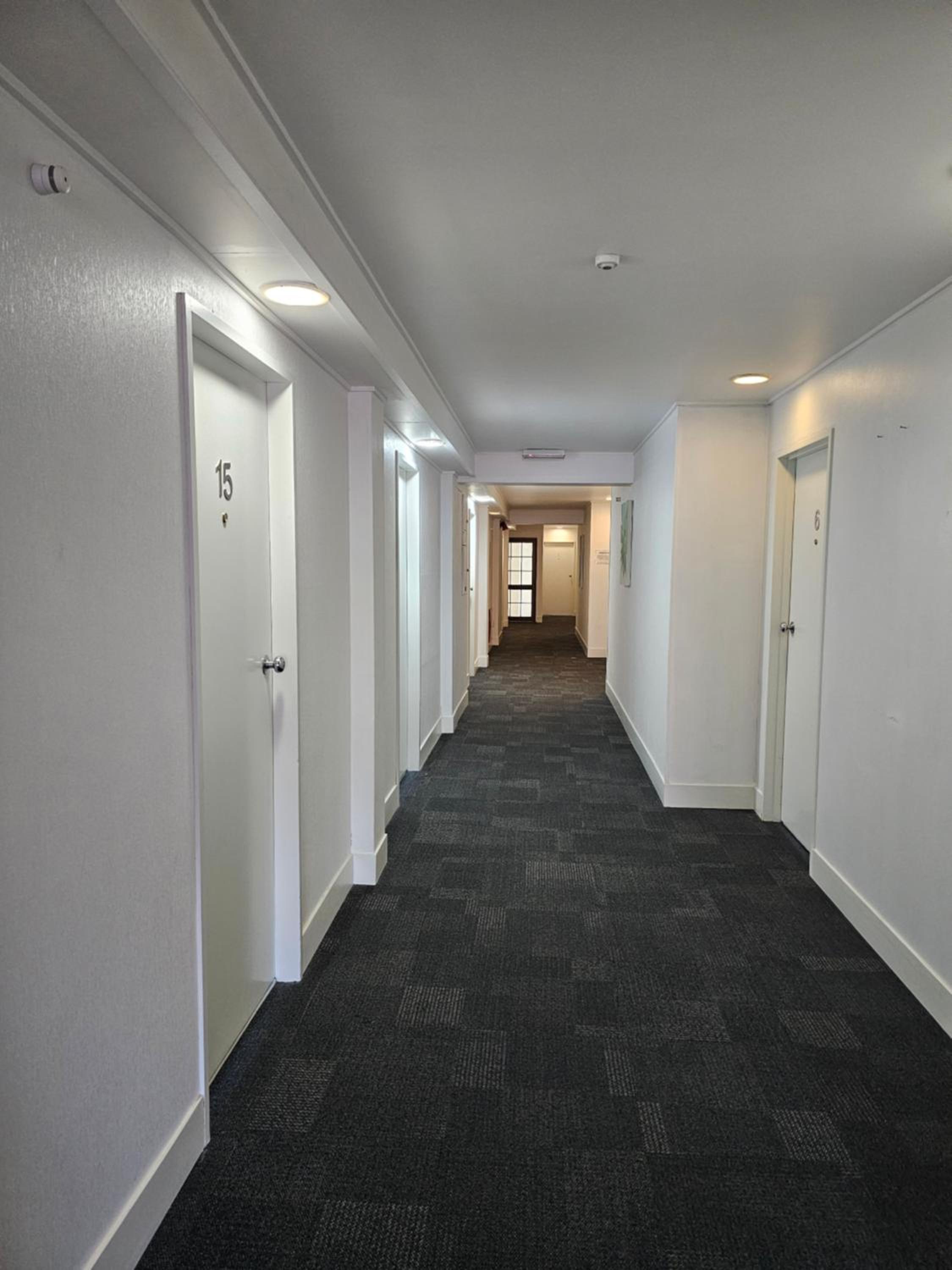 Deluxe King Suite - Photo 4