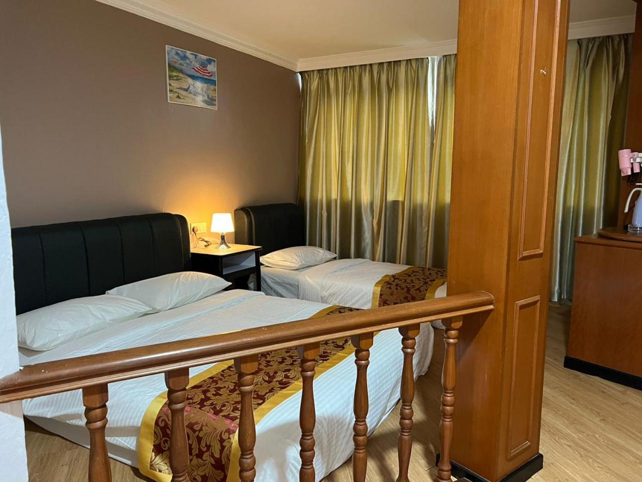 Deluxe Suite - Photo 2