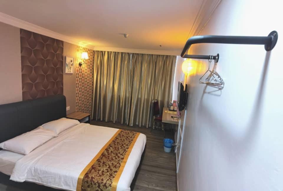 Queen Room - Photo 3