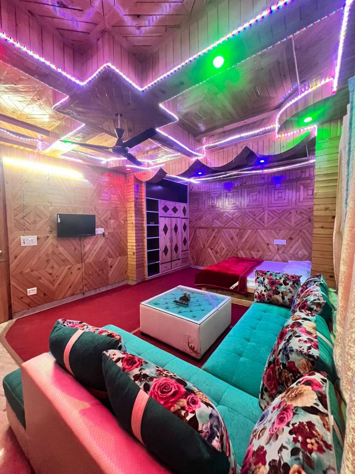 Family Suite - Photo 11