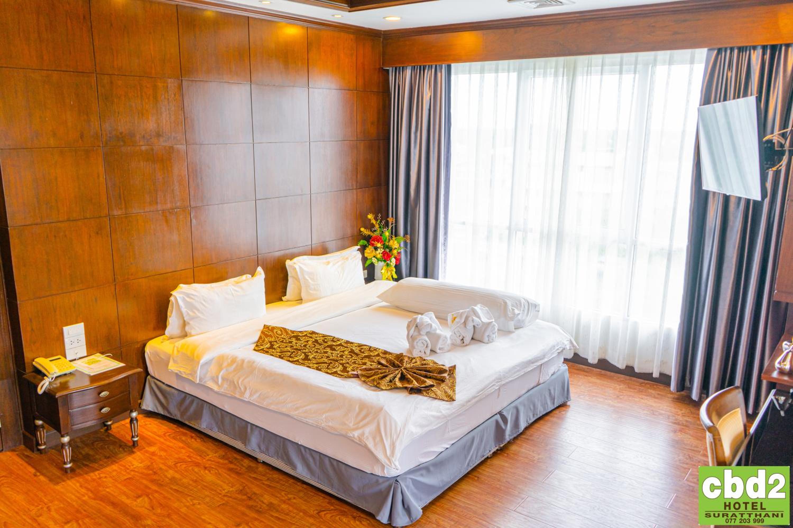 Suite - Photo 1